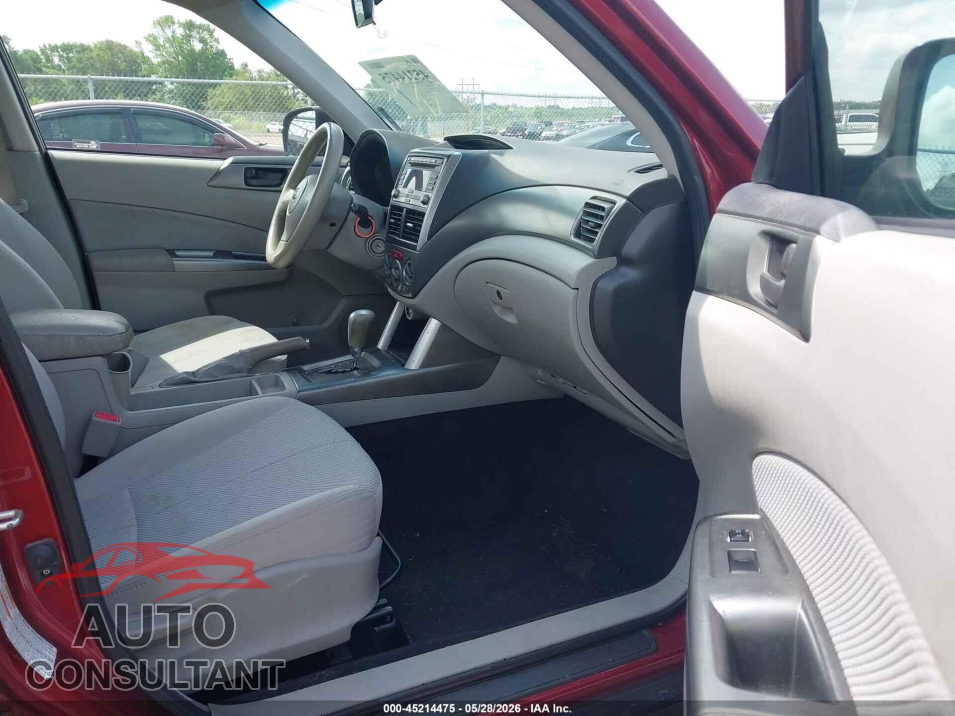 SUBARU FORESTER 2011 - JF2SHBBC2BH763826