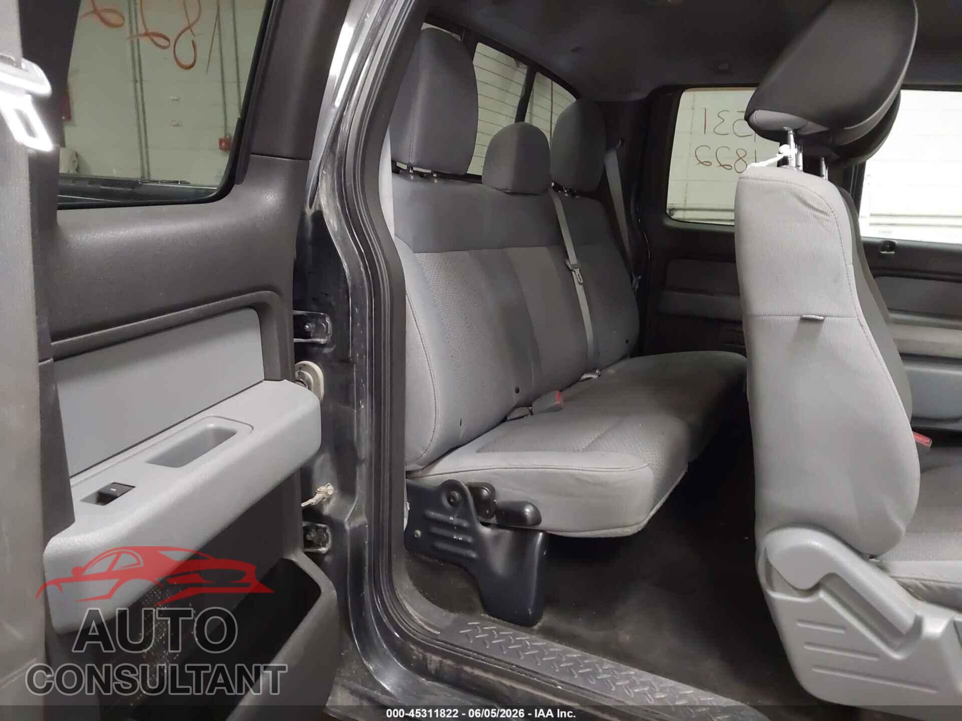 FORD F-150 2011 - 1FTFX1EF6BFB36657