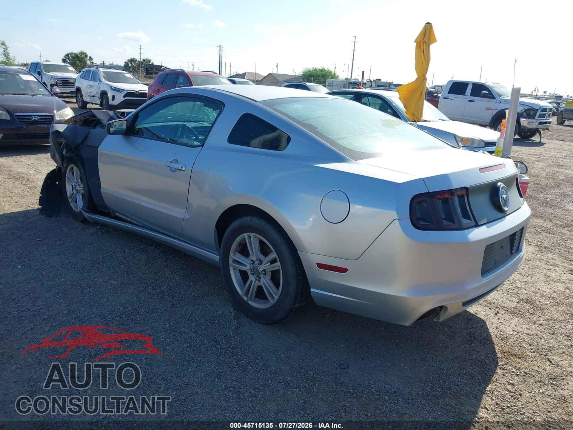 FORD MUSTANG 2014 - 1ZVBP8AM4E5211908