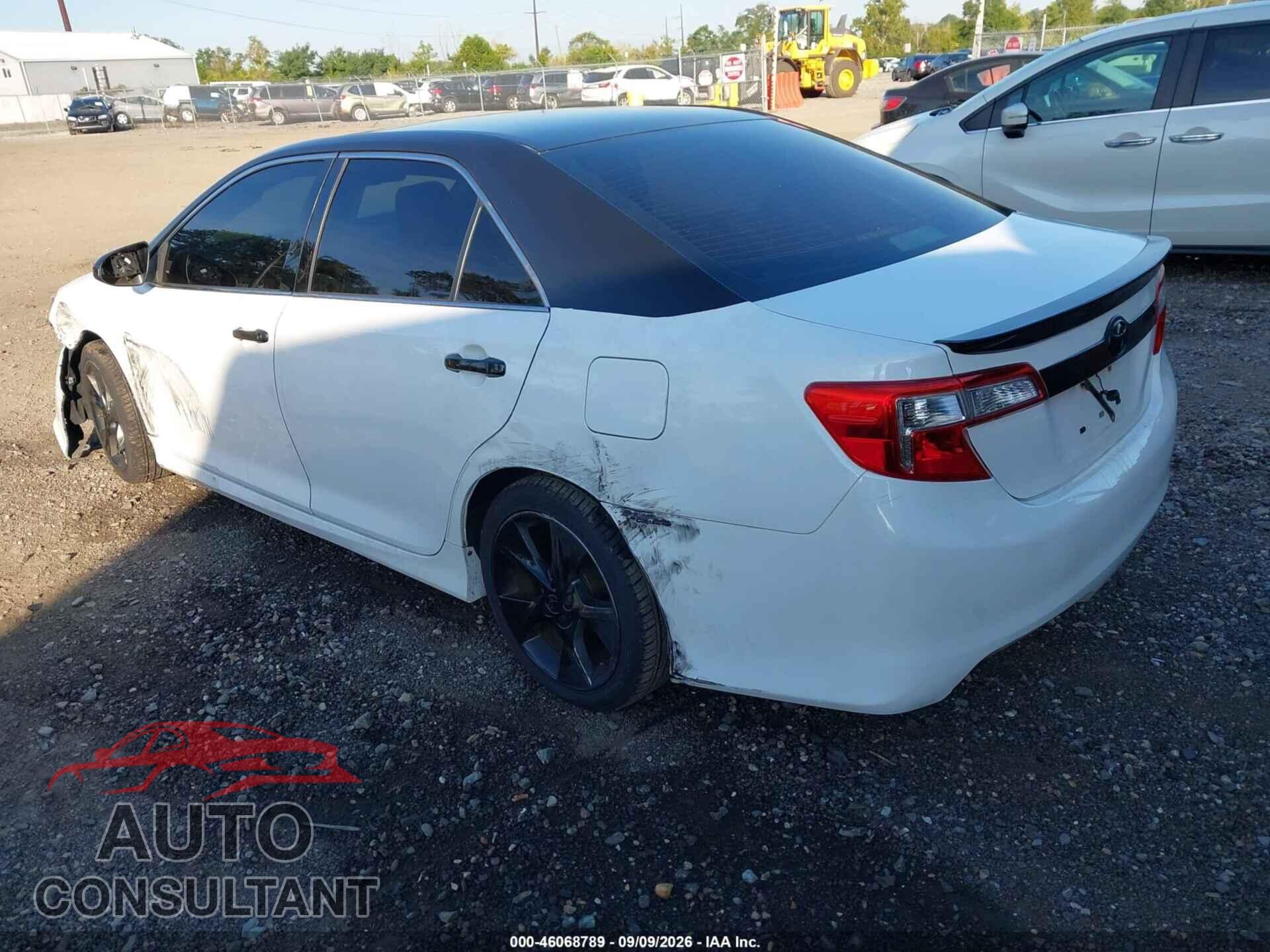 TOYOTA CAMRY 2014 - 4T1BF1FK2EU347329