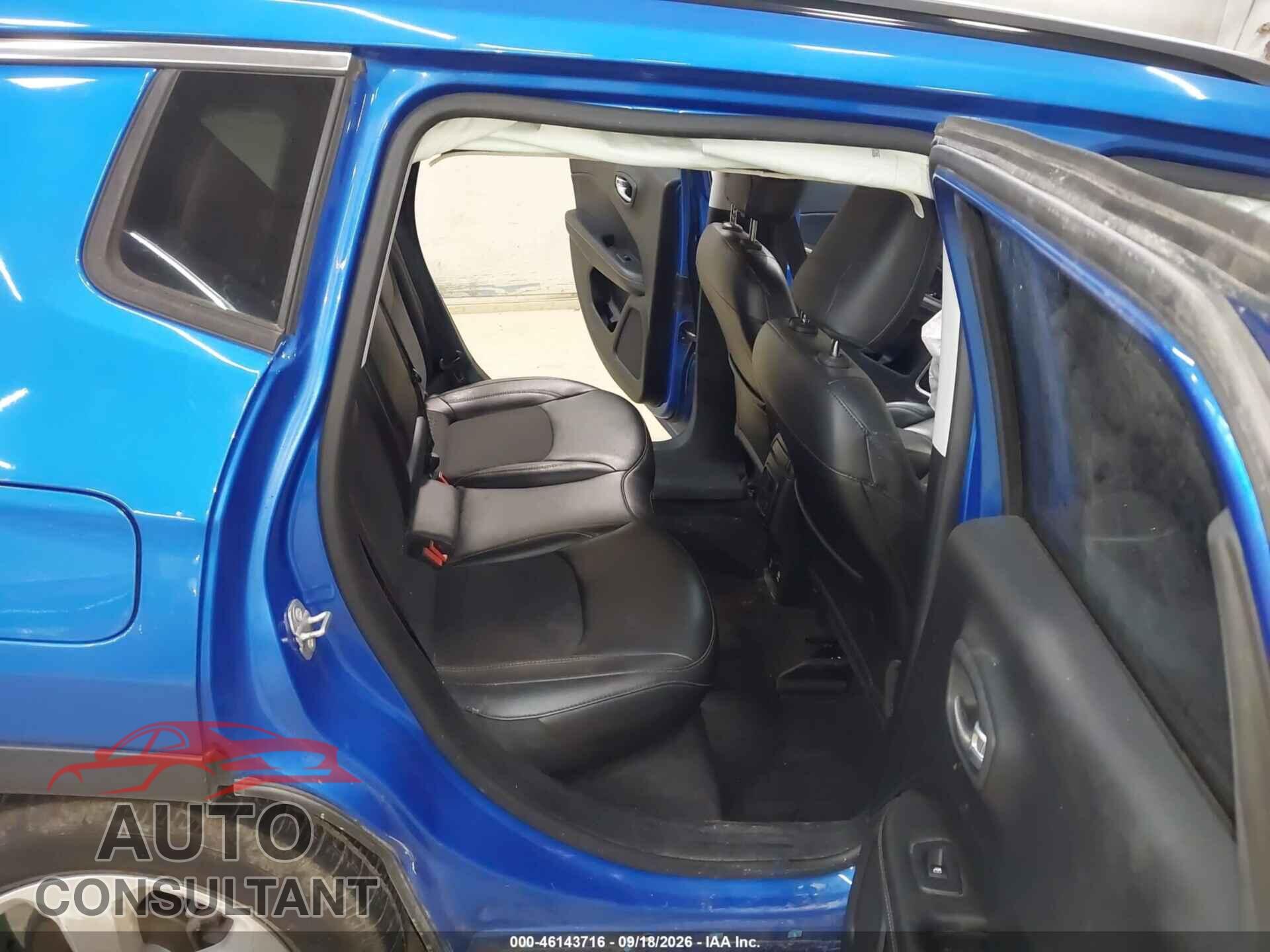 JEEP COMPASS 2019 - 3C4NJDBB8KT682463