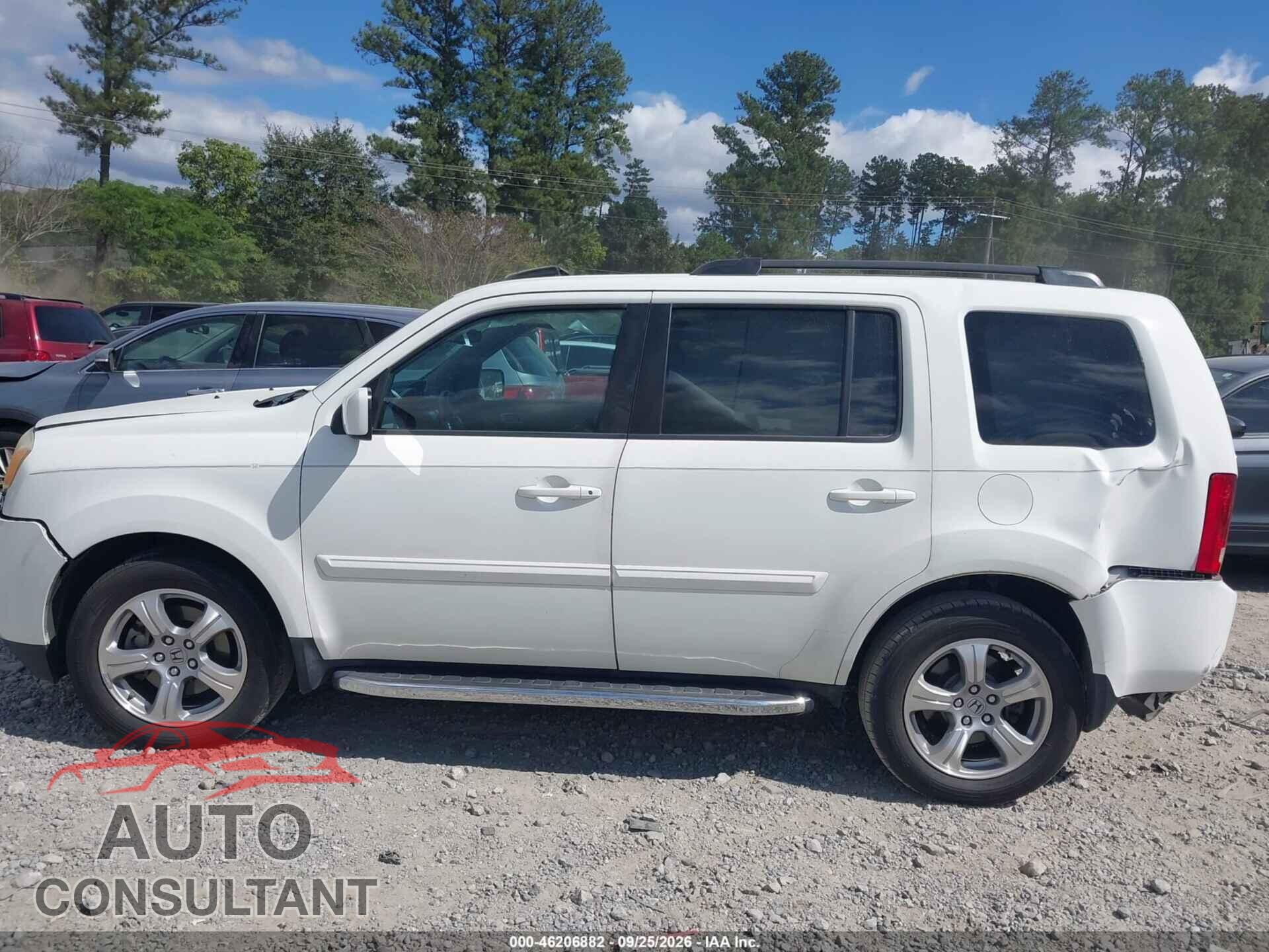 HONDA PILOT 2015 - 5FNYF3H64FB006731