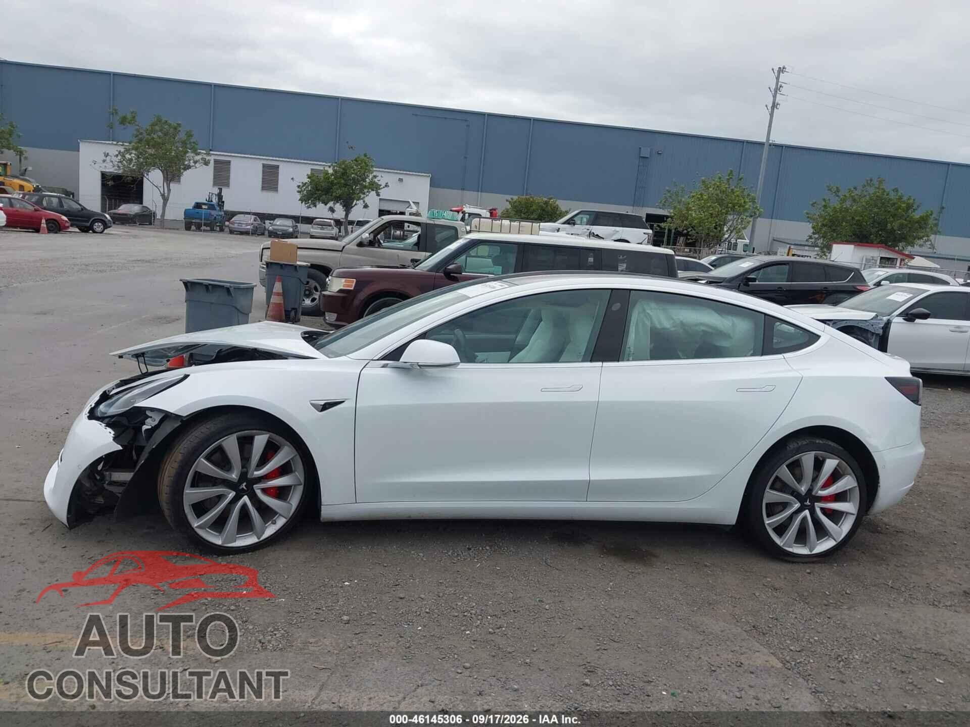TESLA MODEL 3 2018 - 5YJ3E1EB2JF081357
