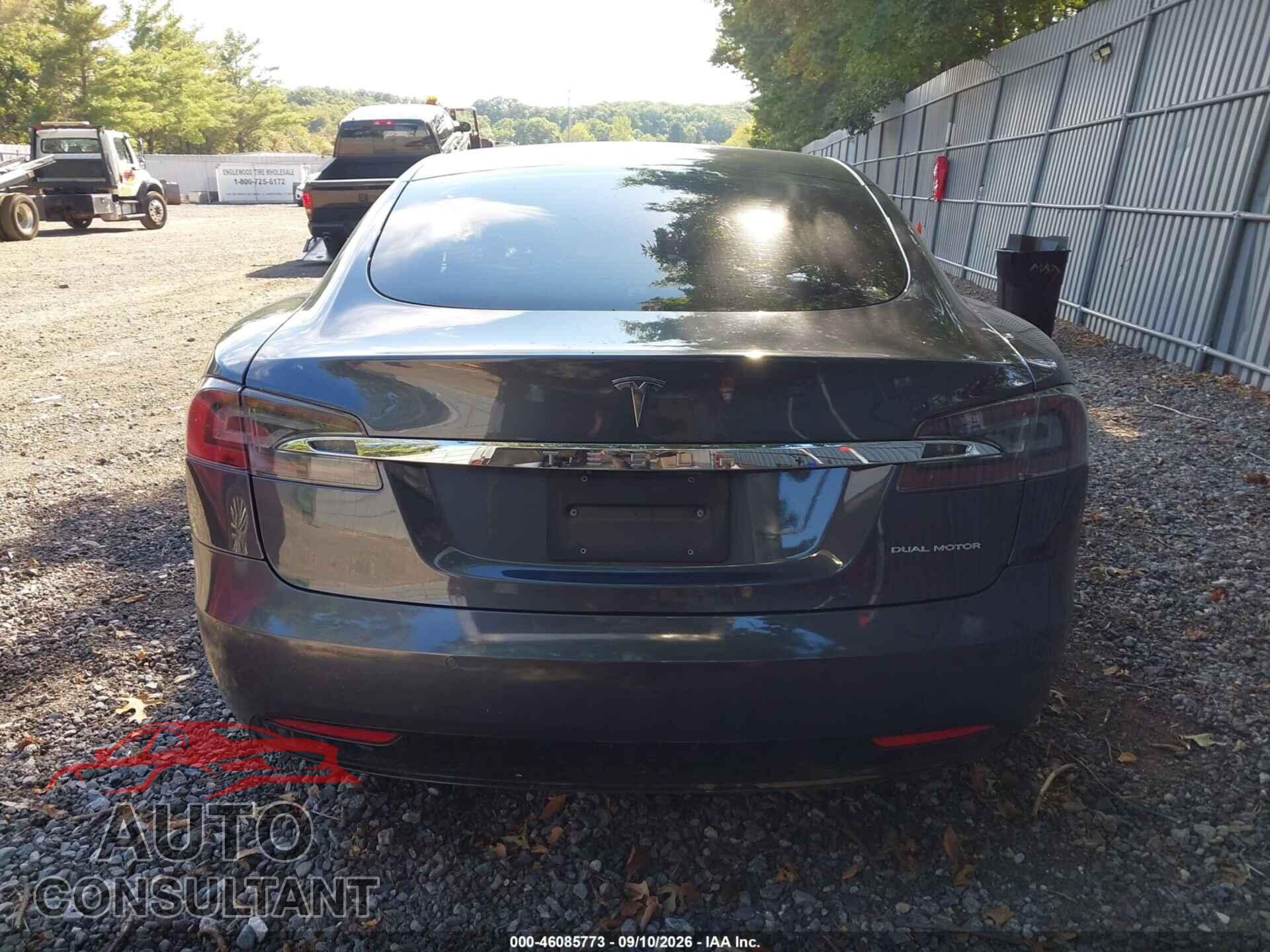 TESLA MODEL S 2021 - 5YJSA1E21MF425515