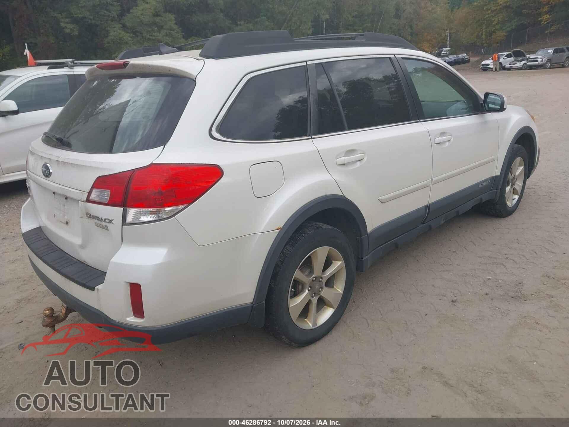 SUBARU OUTBACK 2013 - 4S4BRBLC7D3215648