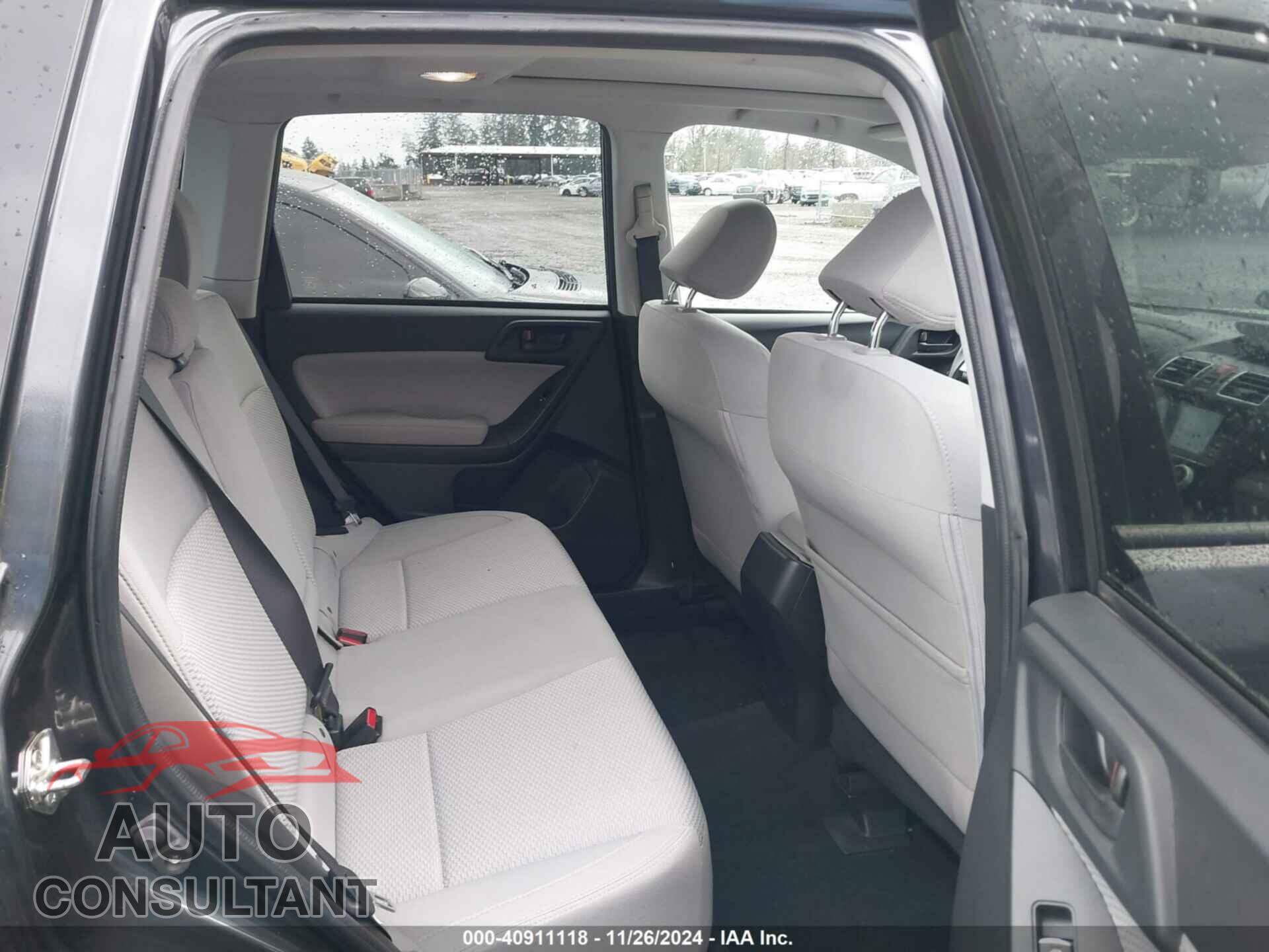 SUBARU FORESTER 2018 - JF2SJAGC8JH603732
