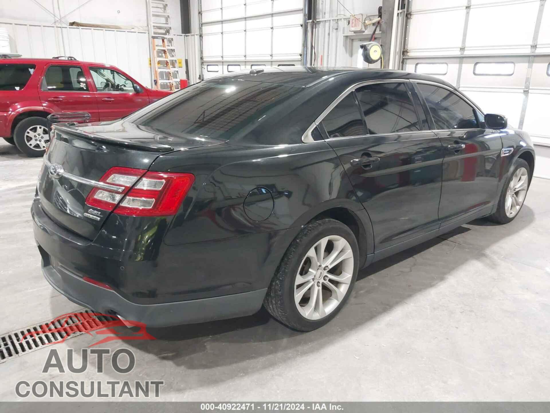 FORD TAURUS 2013 - 1FAHP2E81DG140490