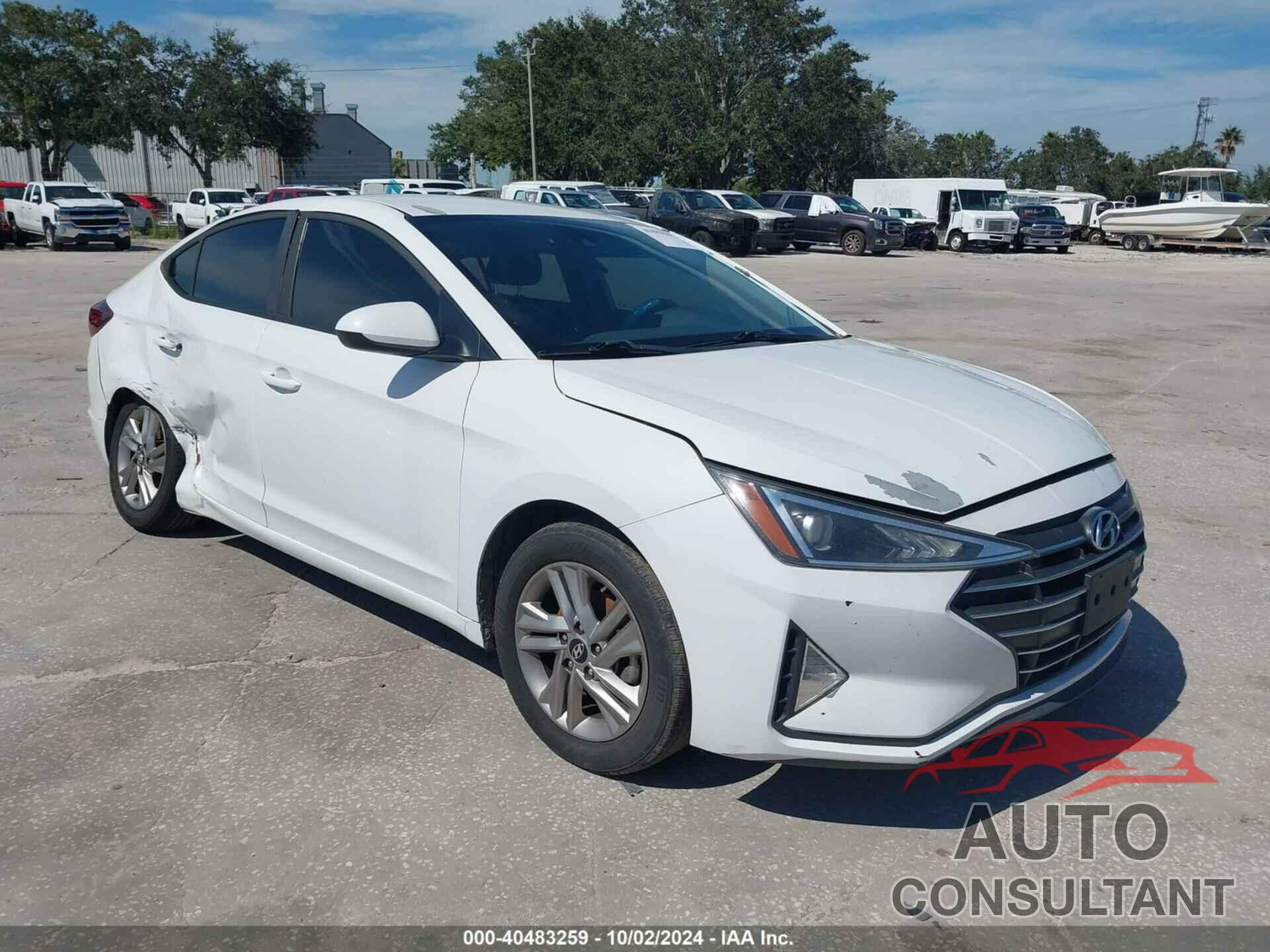 HYUNDAI ELANTRA 2019 - 5NPD84LF4KH432839