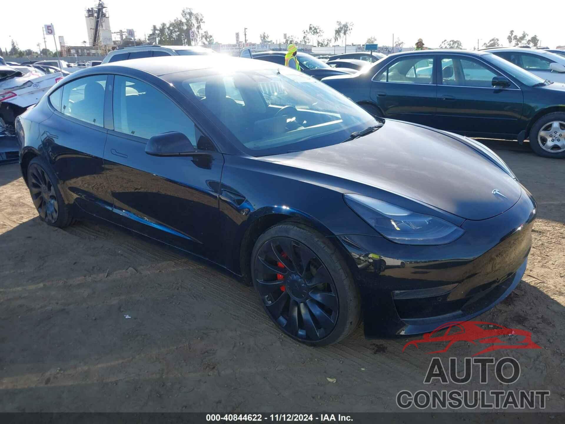 TESLA MODEL 3 2022 - 5YJ3E1EC5NF261155