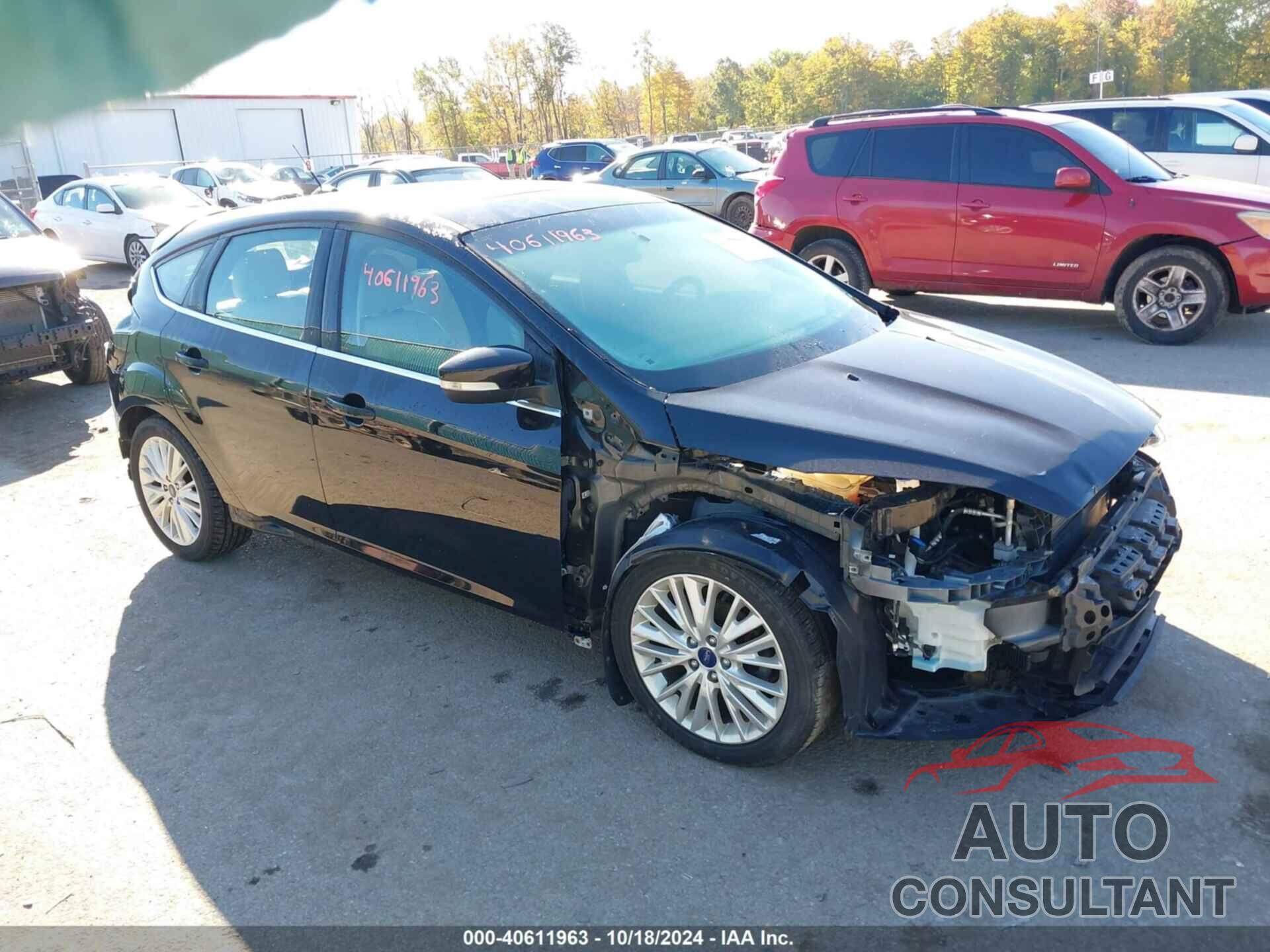 FORD FOCUS 2018 - 1FADP3N2XJL272005