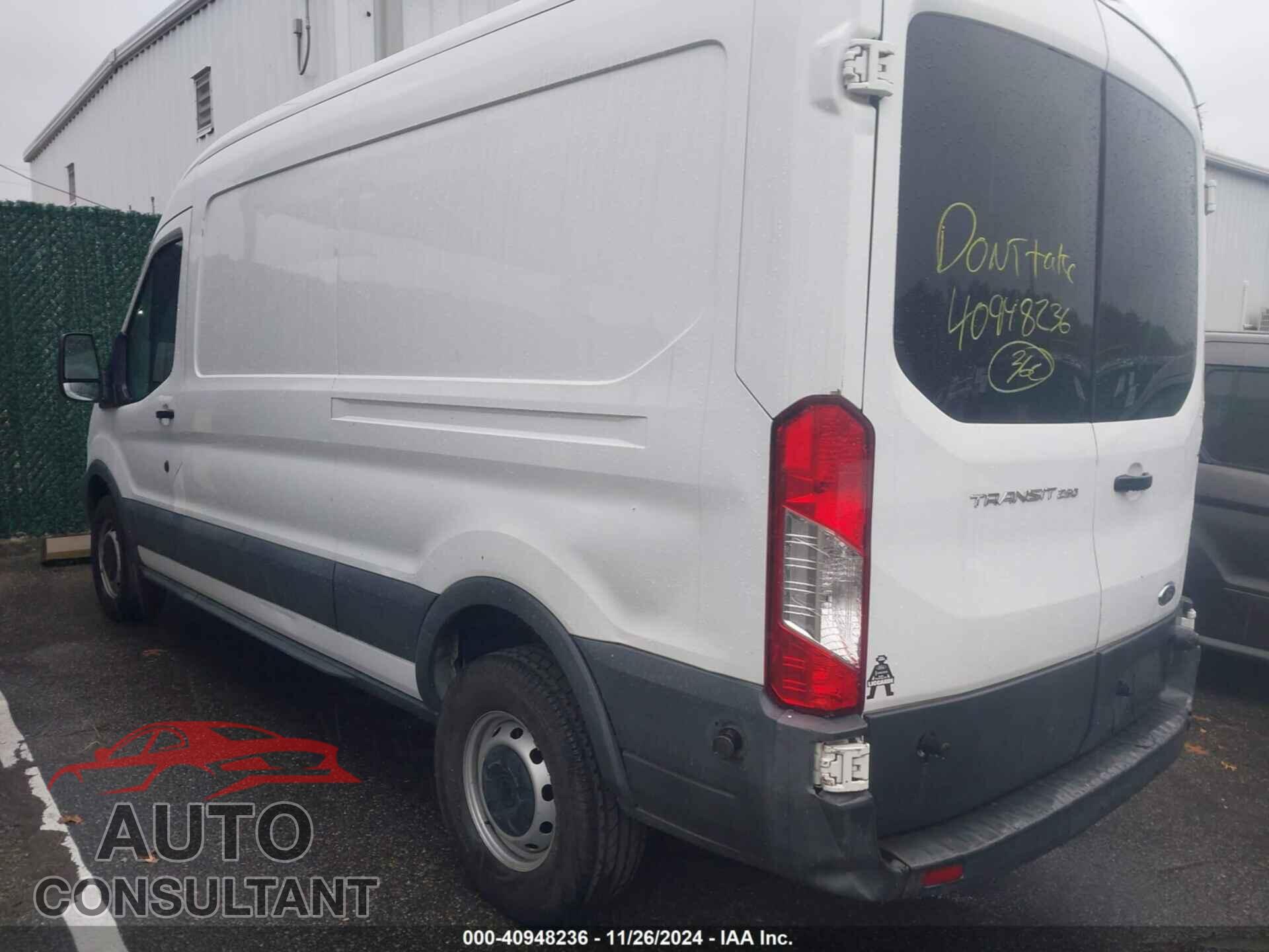 FORD TRANSIT-250 2015 - 1FTNR2CM7FKA09832