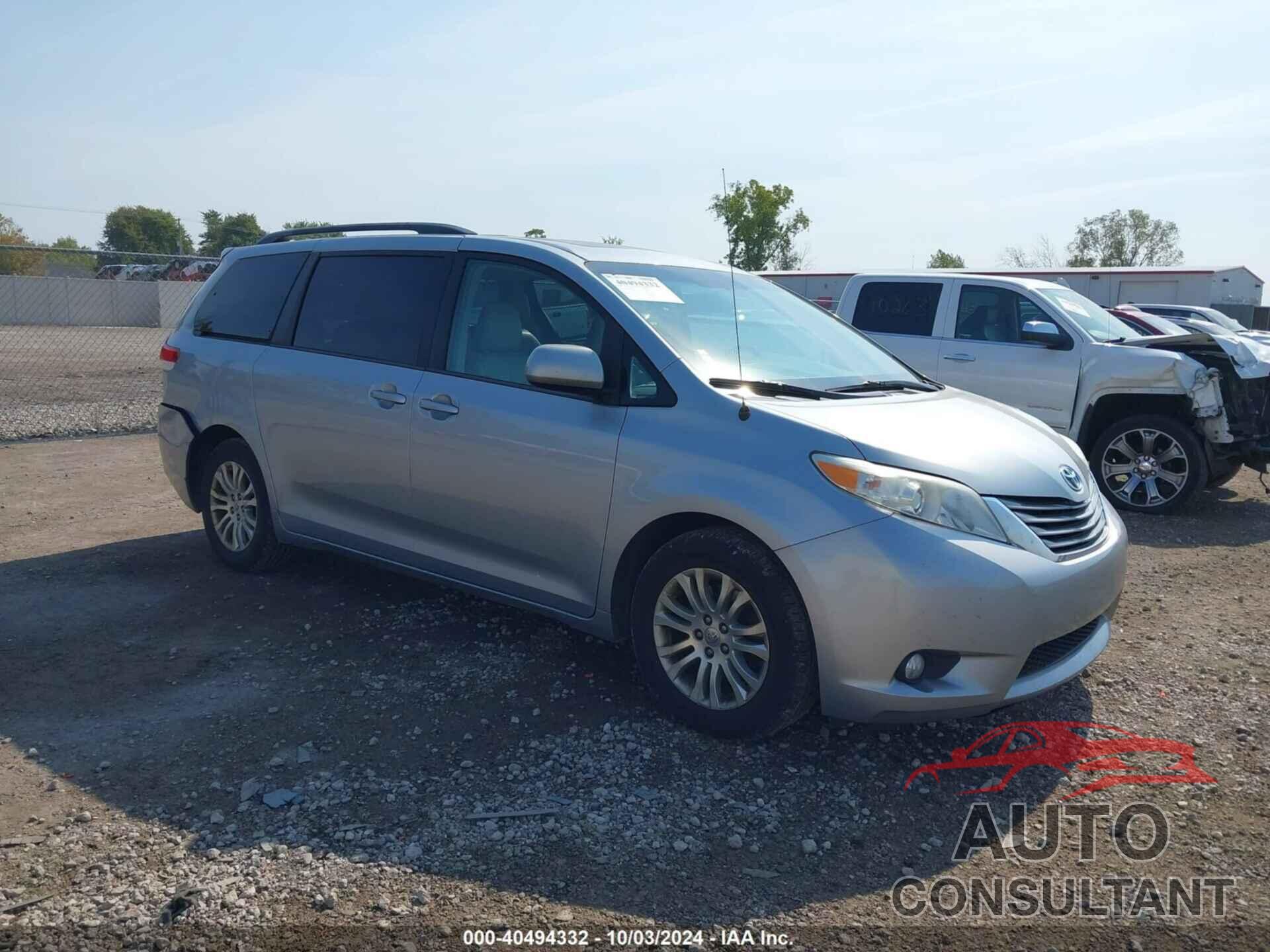 TOYOTA SIENNA 2014 - 5TDYK3DC3ES520376