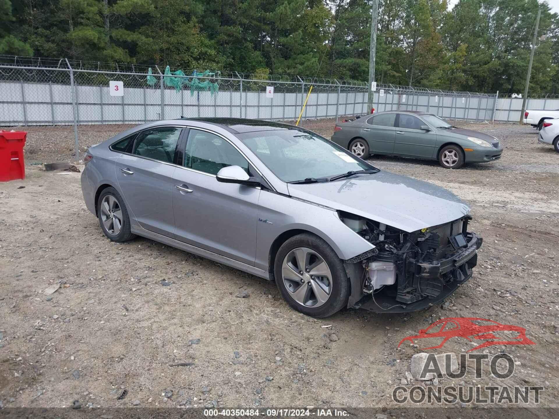 HYUNDAI SONATA HYBRID 2017 - KMHE34L11HA043840