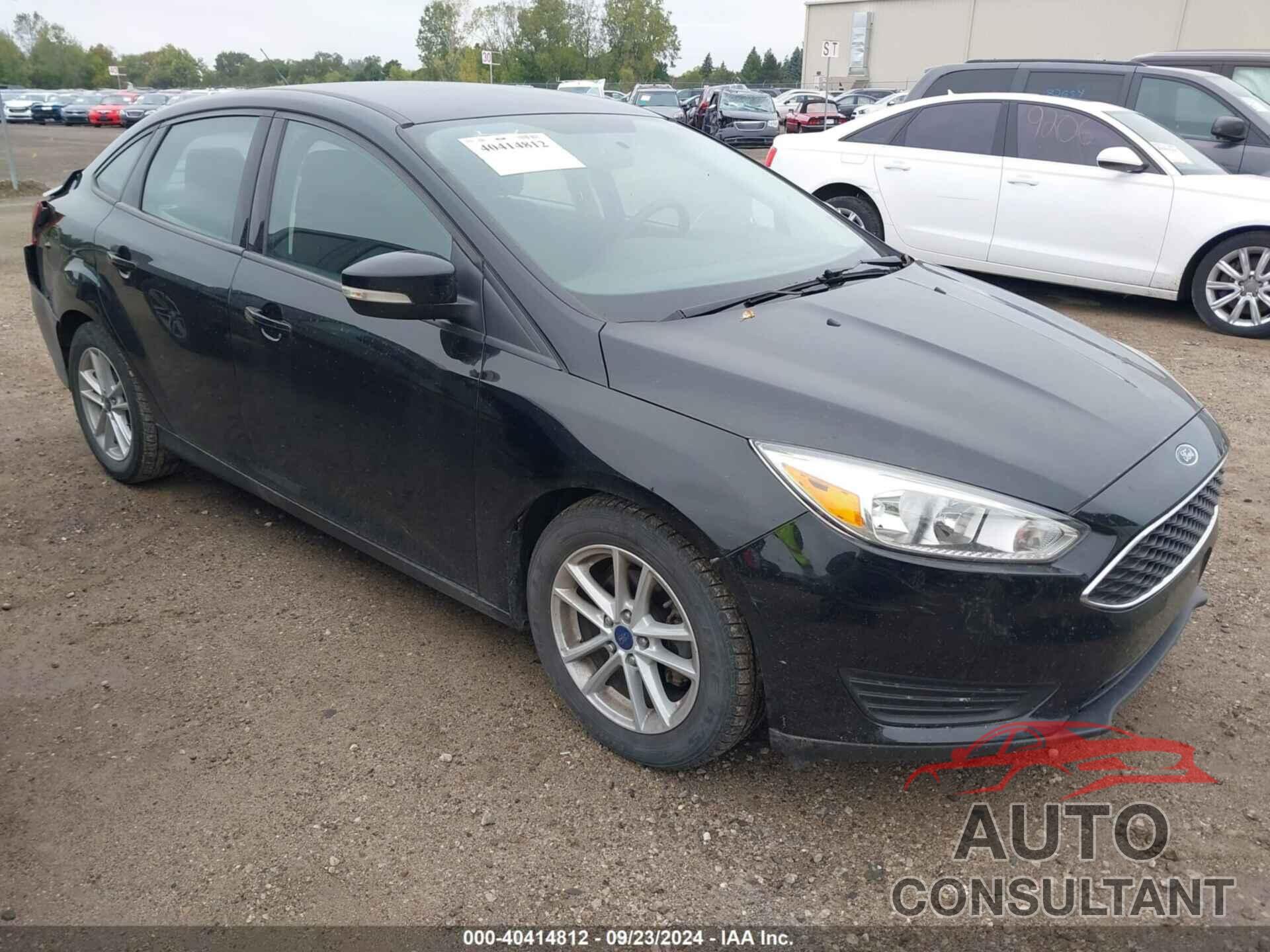 FORD FOCUS 2017 - 1FADP3F21HL341172