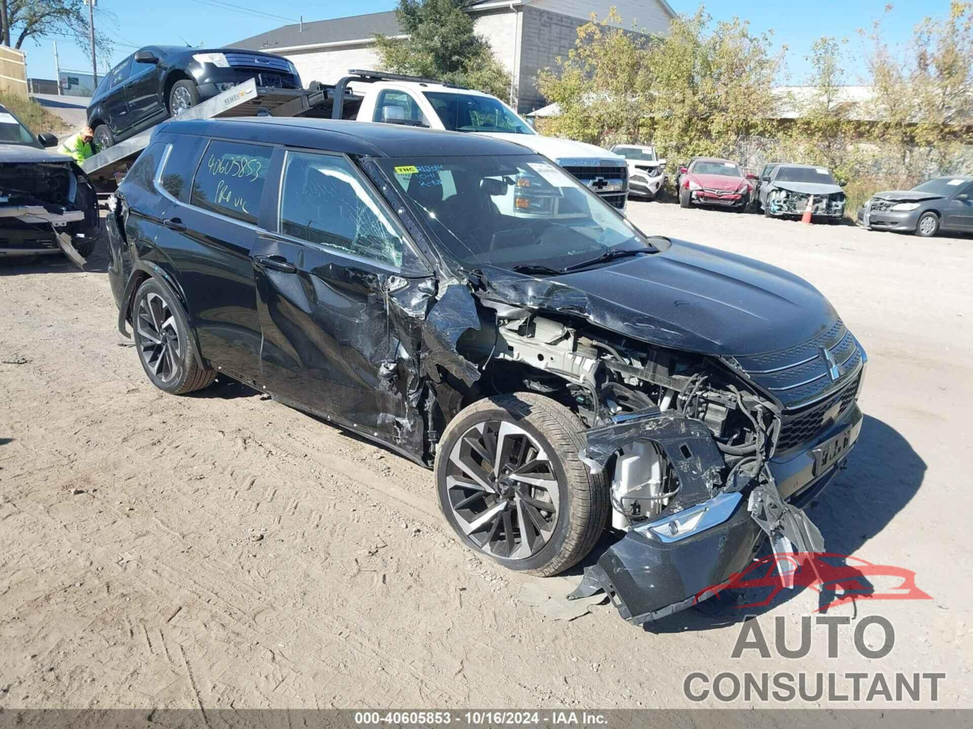 MITSUBISHI OUTLANDER 2023 - JA4J4UA82PZ009870