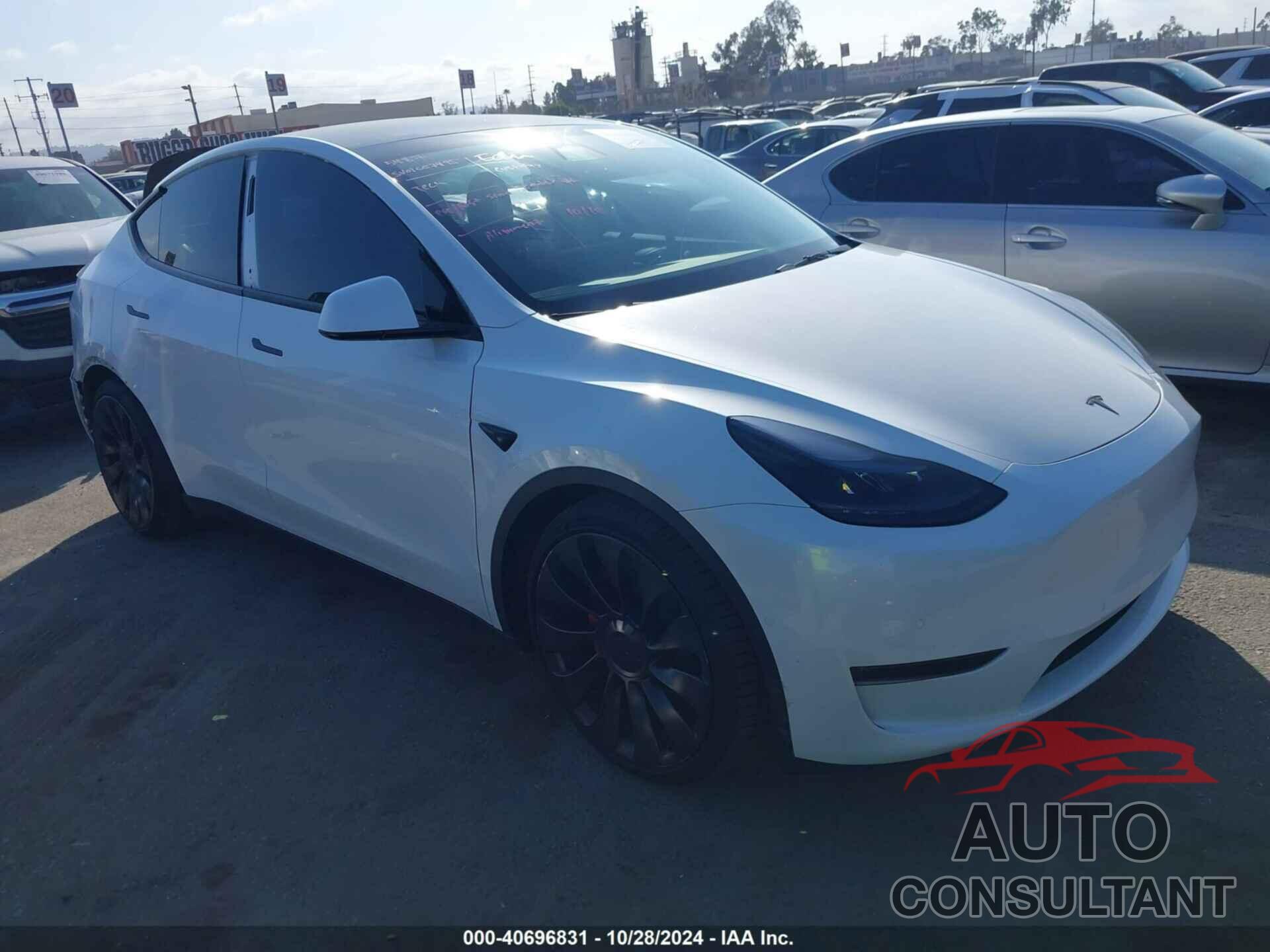 TESLA MODEL Y 2022 - 7SAYGDEF9NF536623