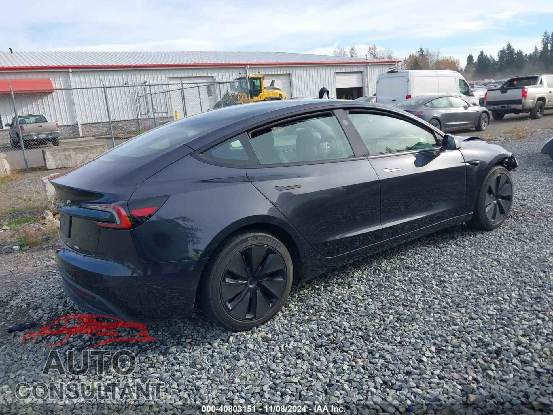 TESLA MODEL 3 2024 - 5YJ3E1EA9RF864548