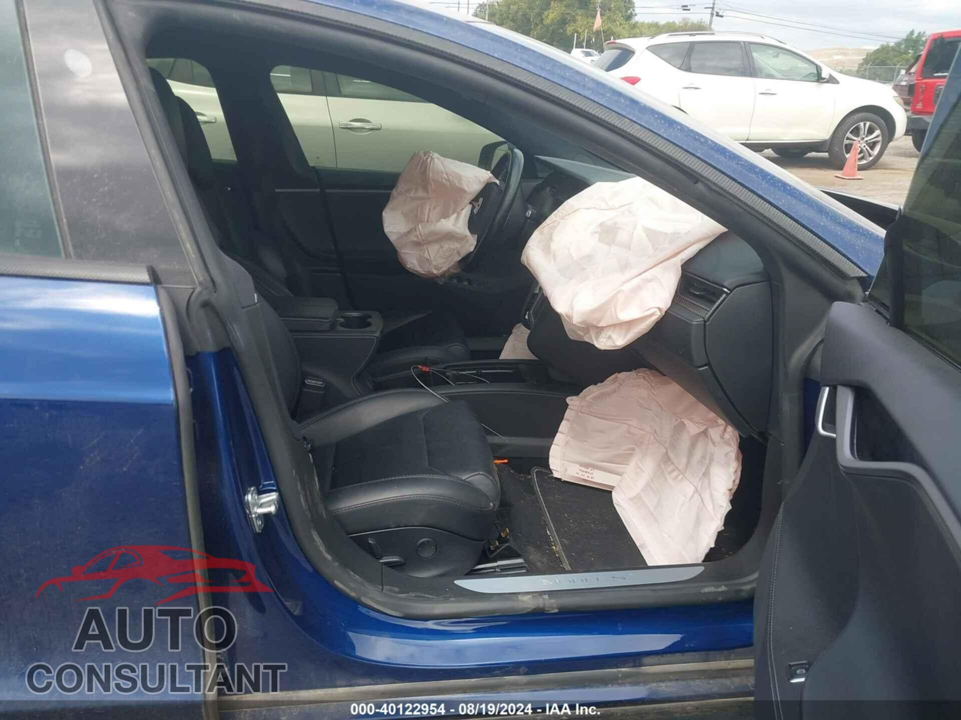 TESLA MODEL S 2019 - 5YJSA1E44KF332373