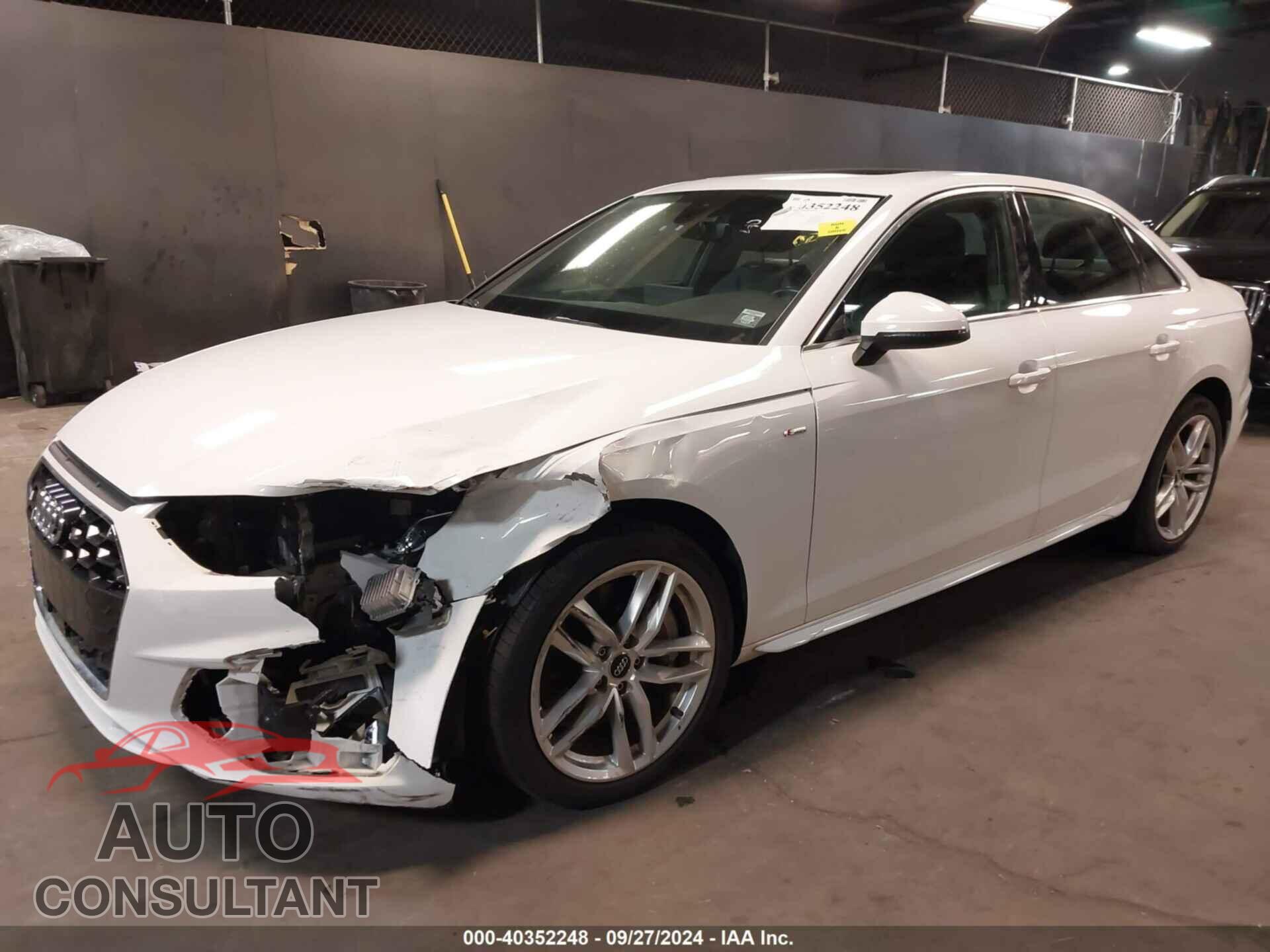AUDI A4 2021 - WAUDAAF44MN005142