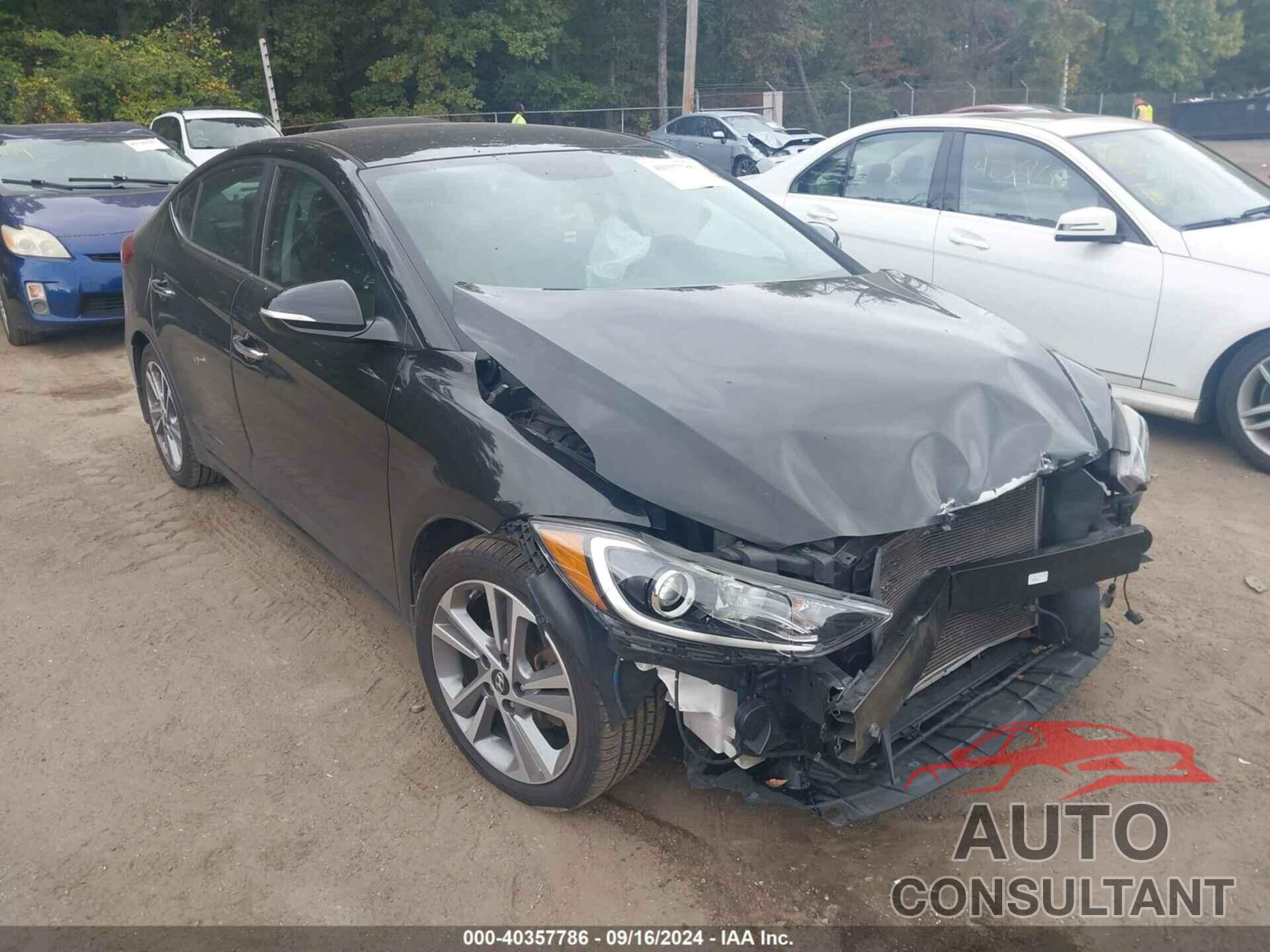 HYUNDAI ELANTRA 2017 - KMHD84LF4HU279096