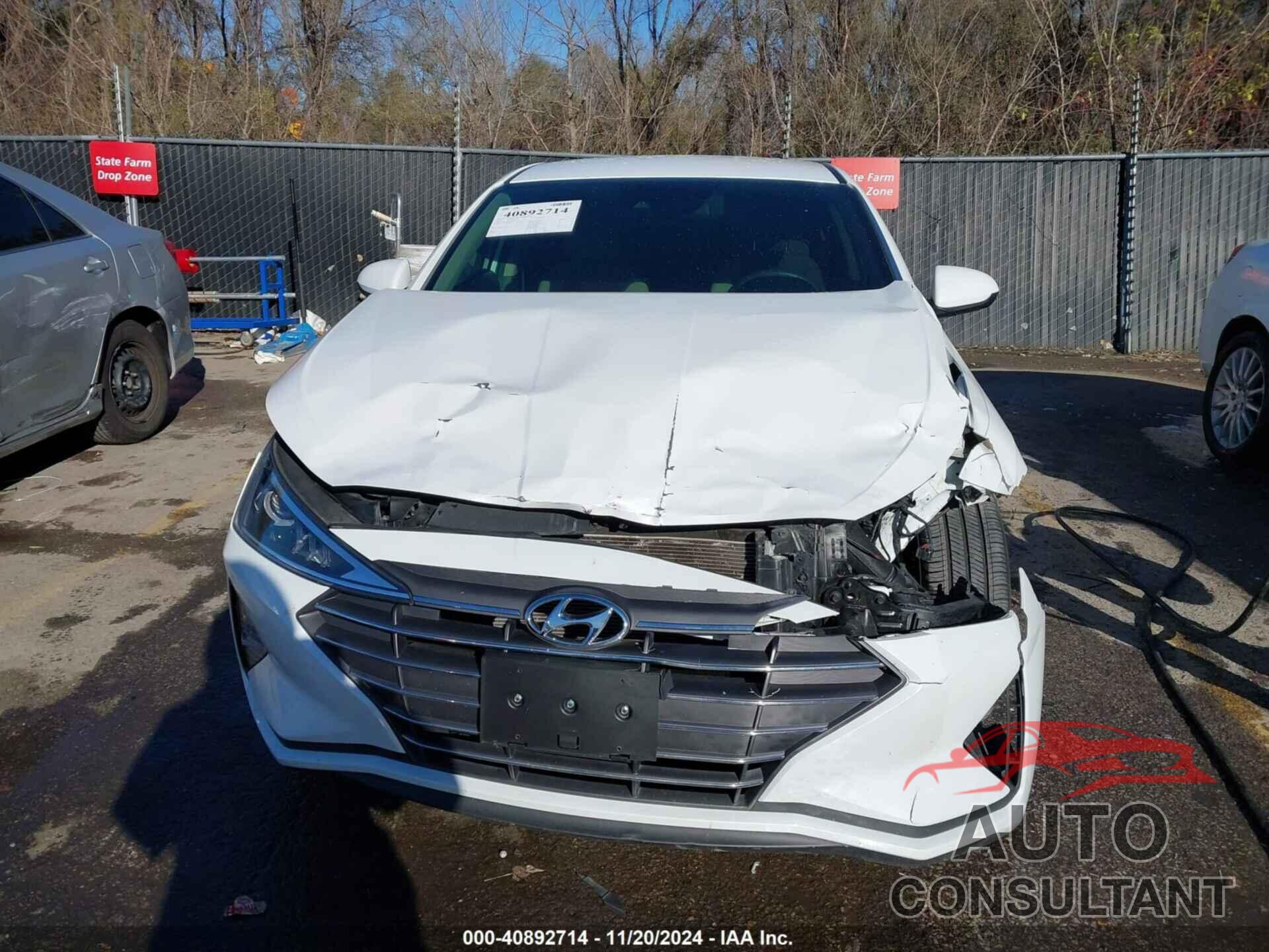HYUNDAI ELANTRA 2019 - 5NPD84LF4KH439497