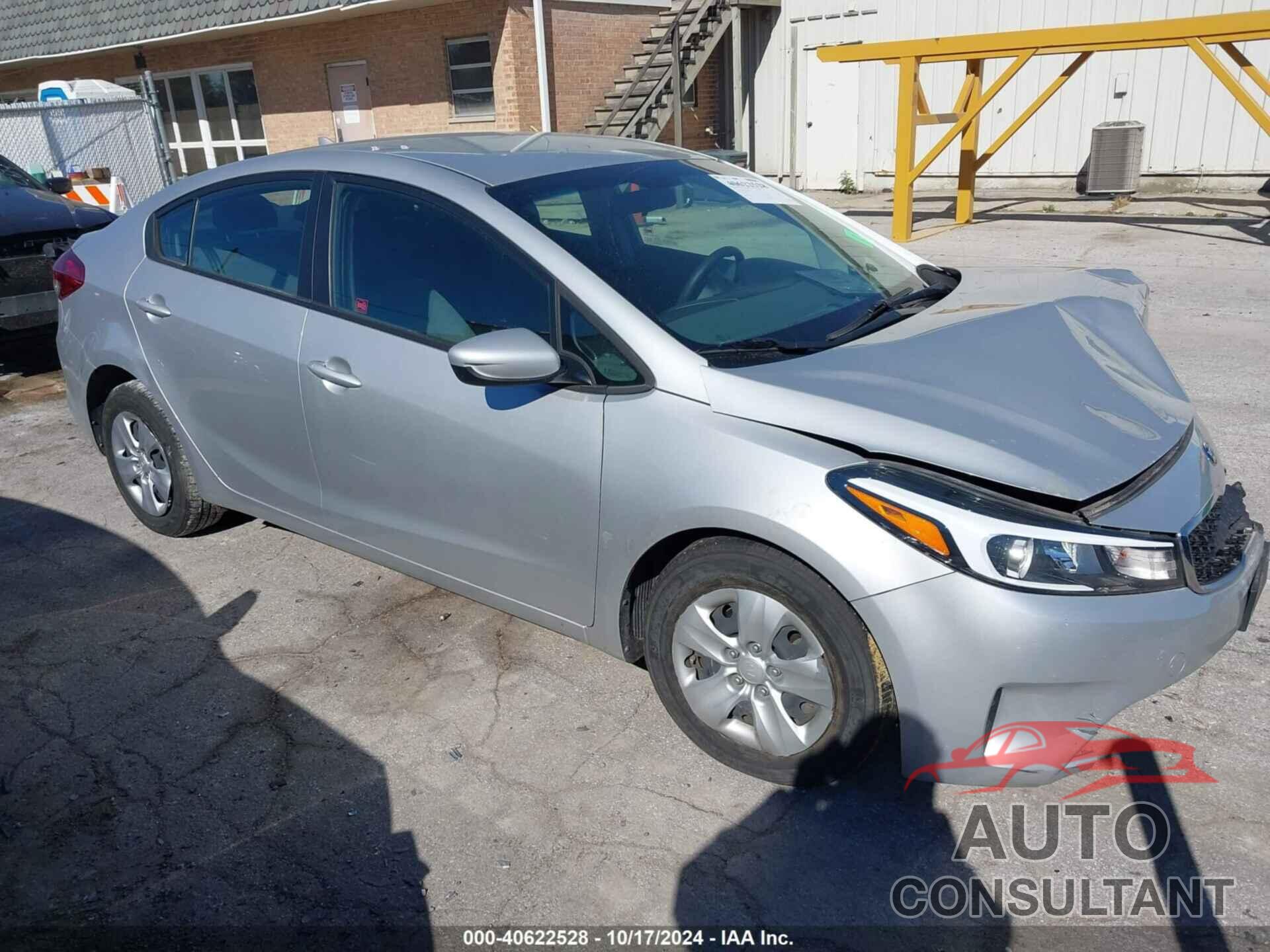 KIA FORTE 2018 - 3KPFK4A77JE276840