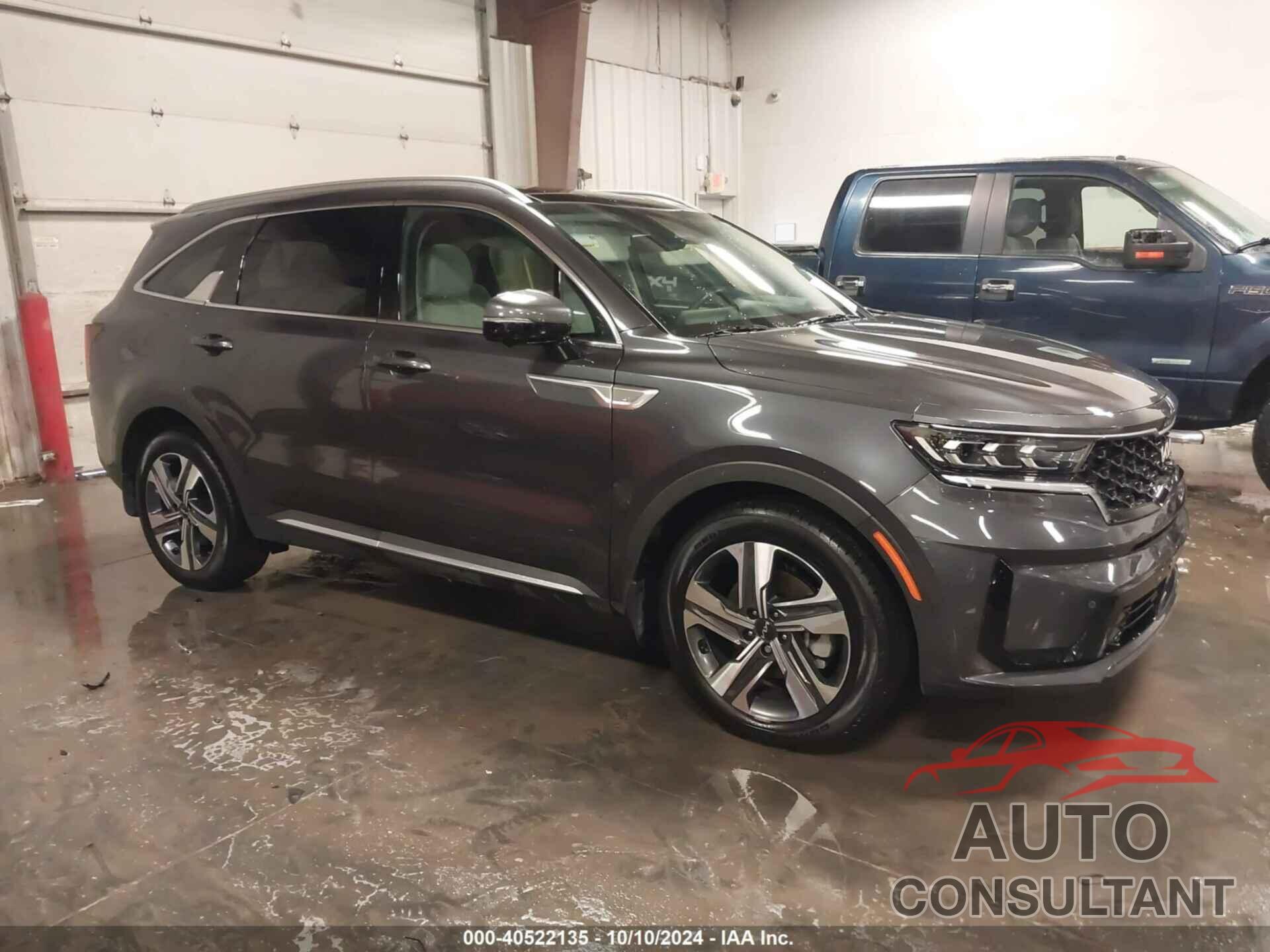 KIA SORENTO HYBRID 2023 - KNDRKDLG3P5193968
