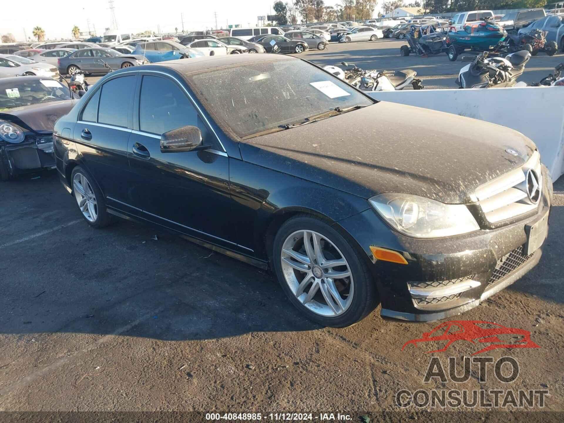 MERCEDES-BENZ C 250 2013 - WDDGF4HB5DR269855