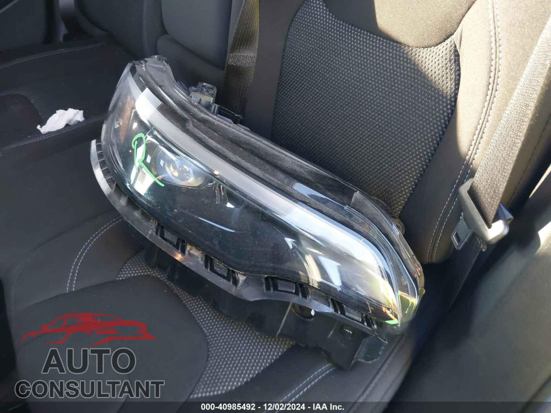 JEEP CHEROKEE 2019 - 1C4PJLCB3KD484977