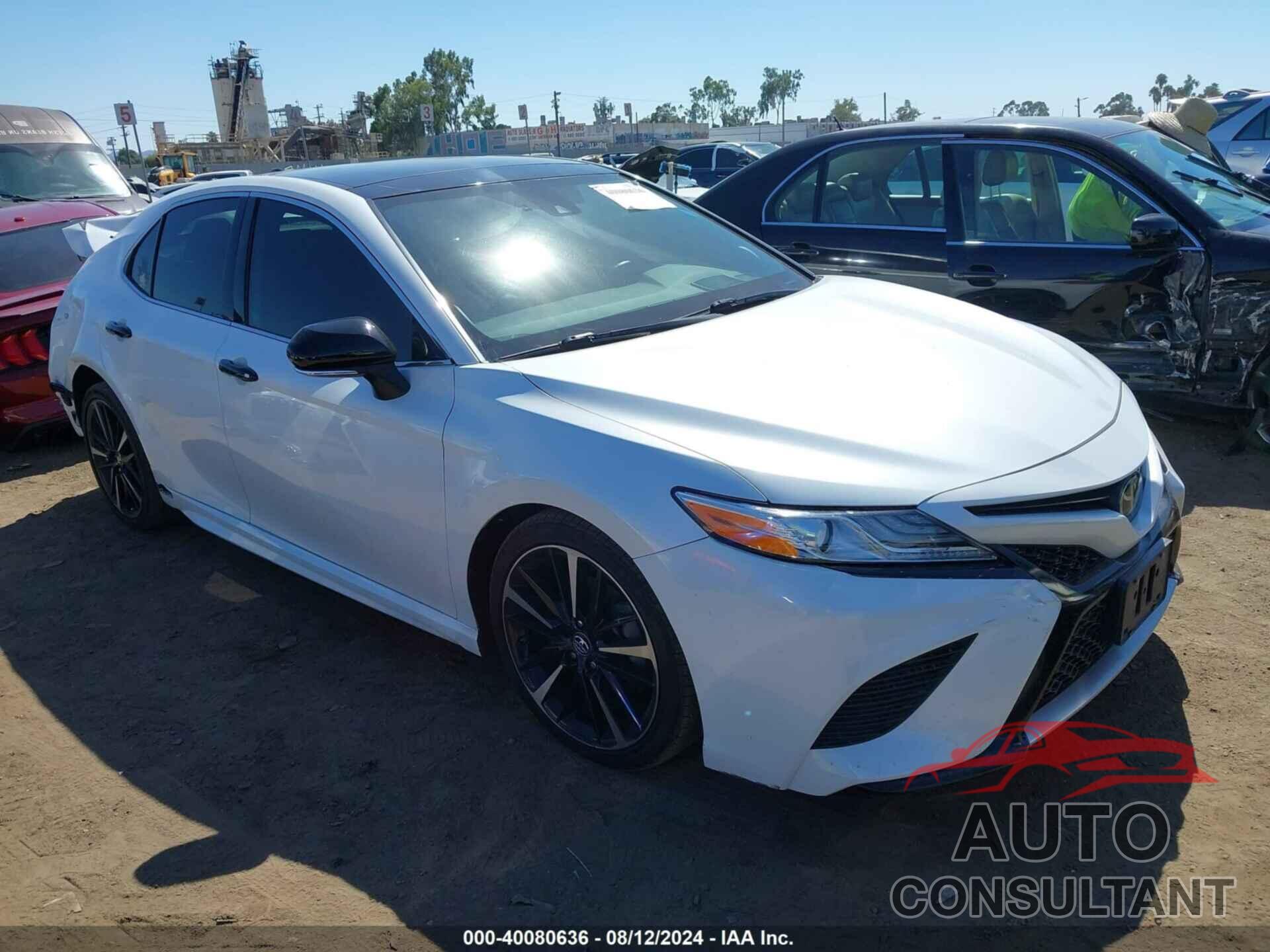 TOYOTA CAMRY 2020 - 4T1KZ1AK3LU038075