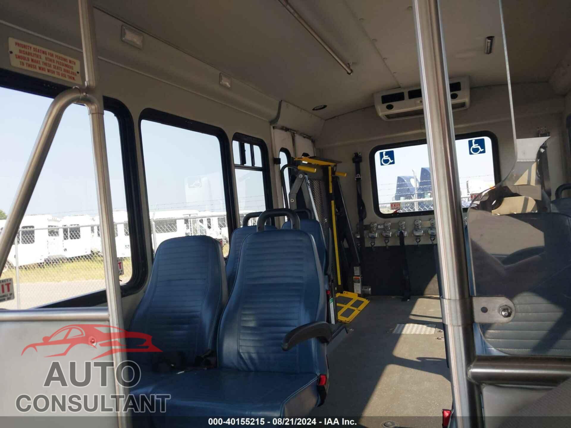 FORD E-450 CUTAWAY 2019 - 1FDFE4FS2KDC32036