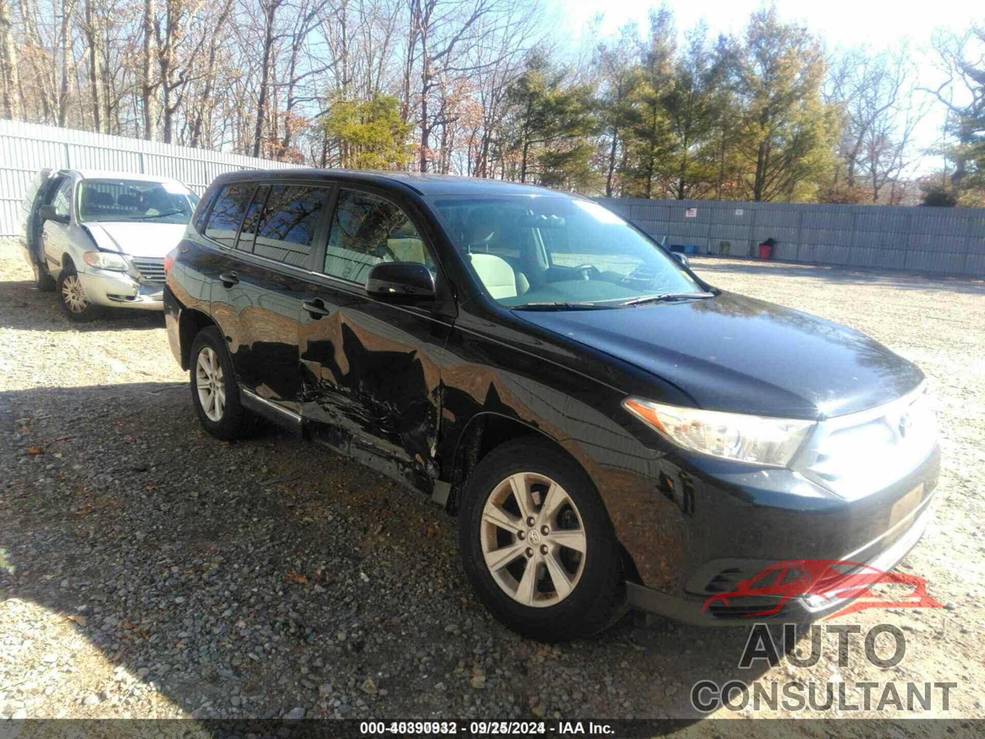 TOYOTA HIGHLANDER 2013 - 5TDBK3EH2DS259109