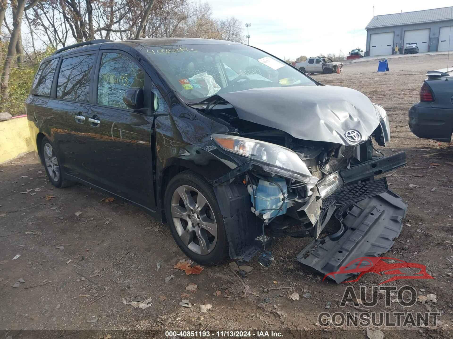 TOYOTA SIENNA 2013 - 5TDXK3DC2DS294356