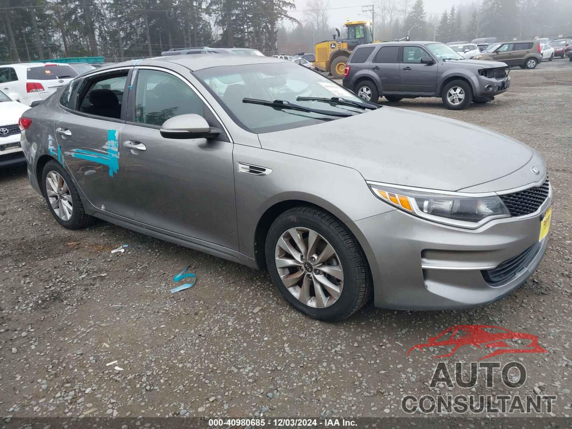 KIA OPTIMA 2017 - 5XXGT4L32HG171202