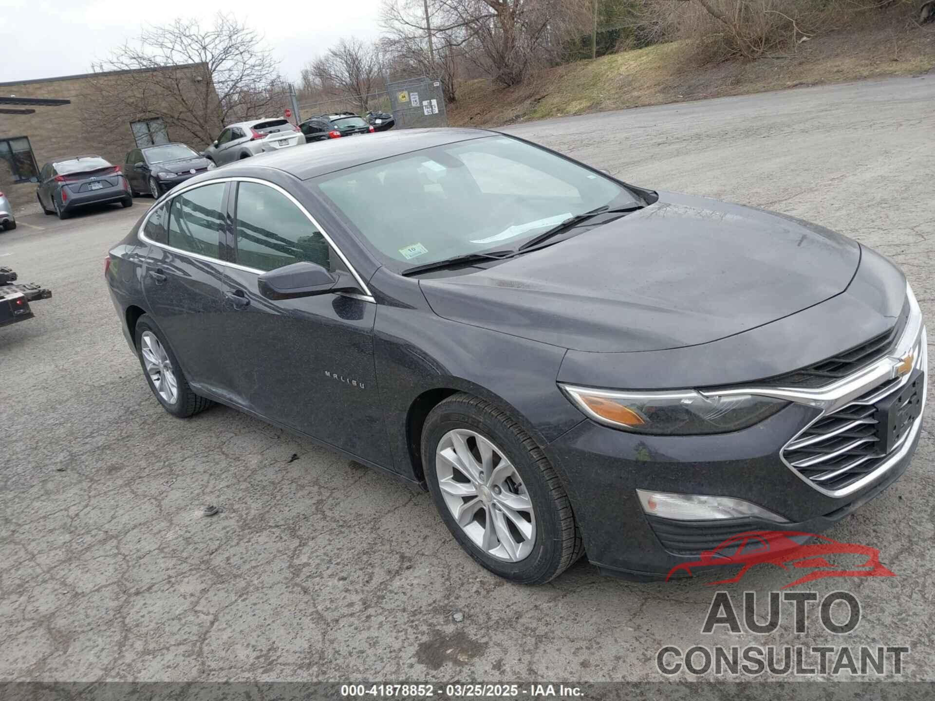 CHEVROLET MALIBU 2022 - 1G1ZD5ST7NF130077