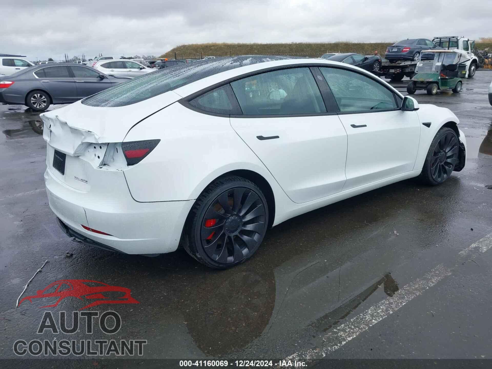 TESLA MODEL 3 2023 - 5YJ3E1ECXPF582174