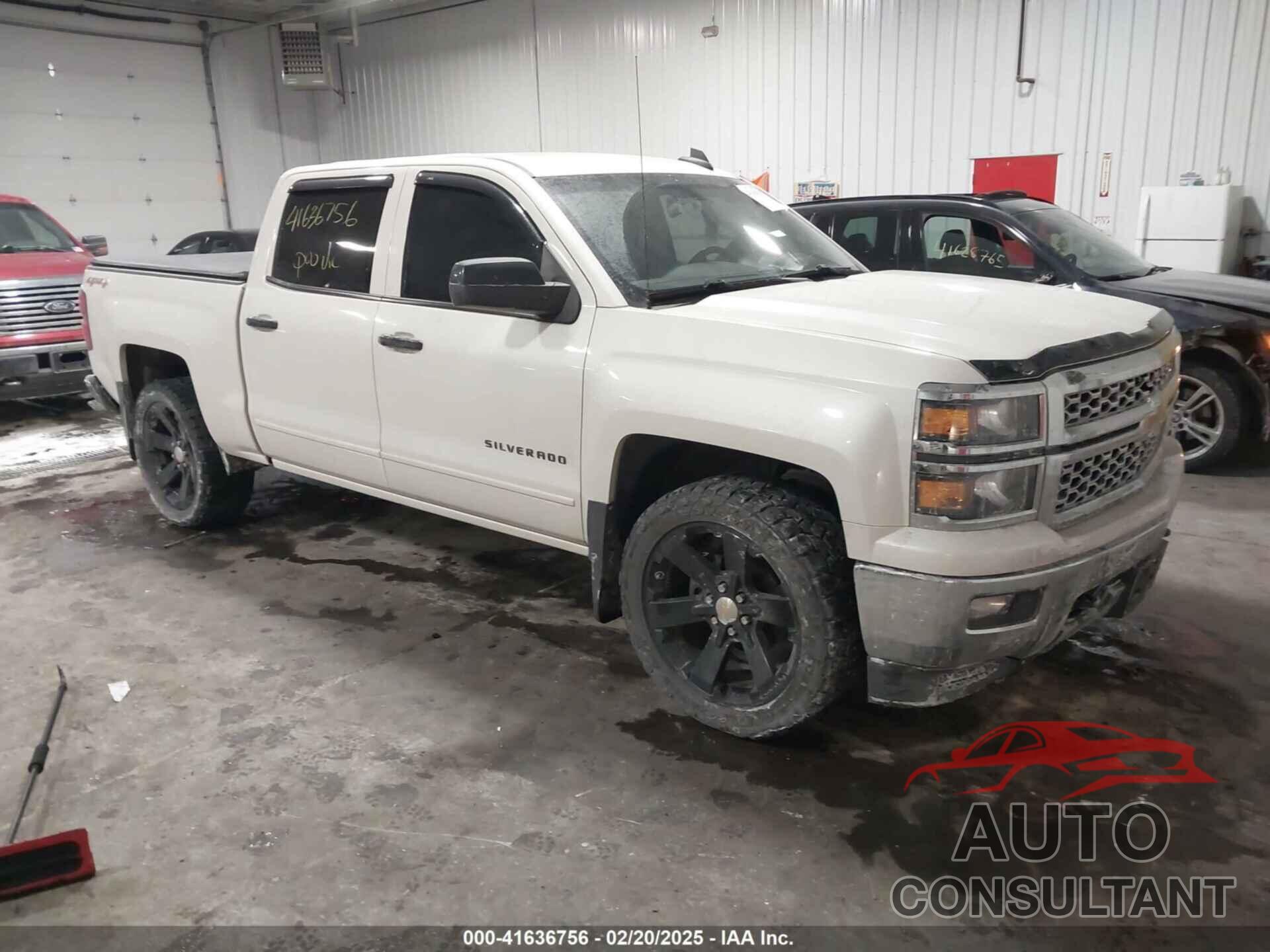 CHEVROLET SILVERADO 1500 2015 - 3GCUKREC0FG222836