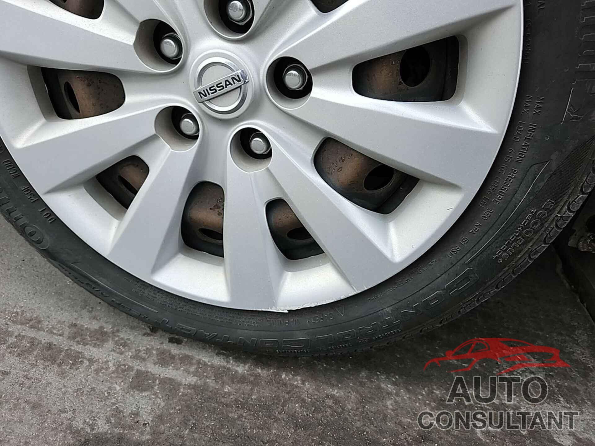 NISSAN SENTRA 2019 - 3N1AB7AP0KY207843