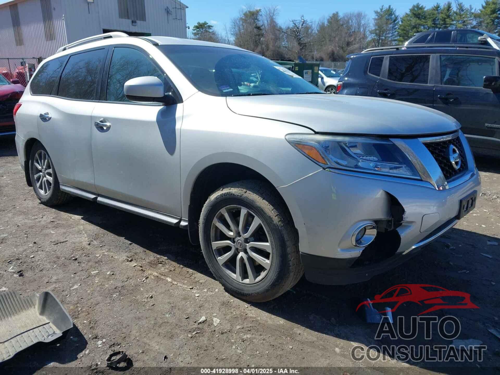 NISSAN PATHFINDER 2015 - 5N1AR2MM8FC610332