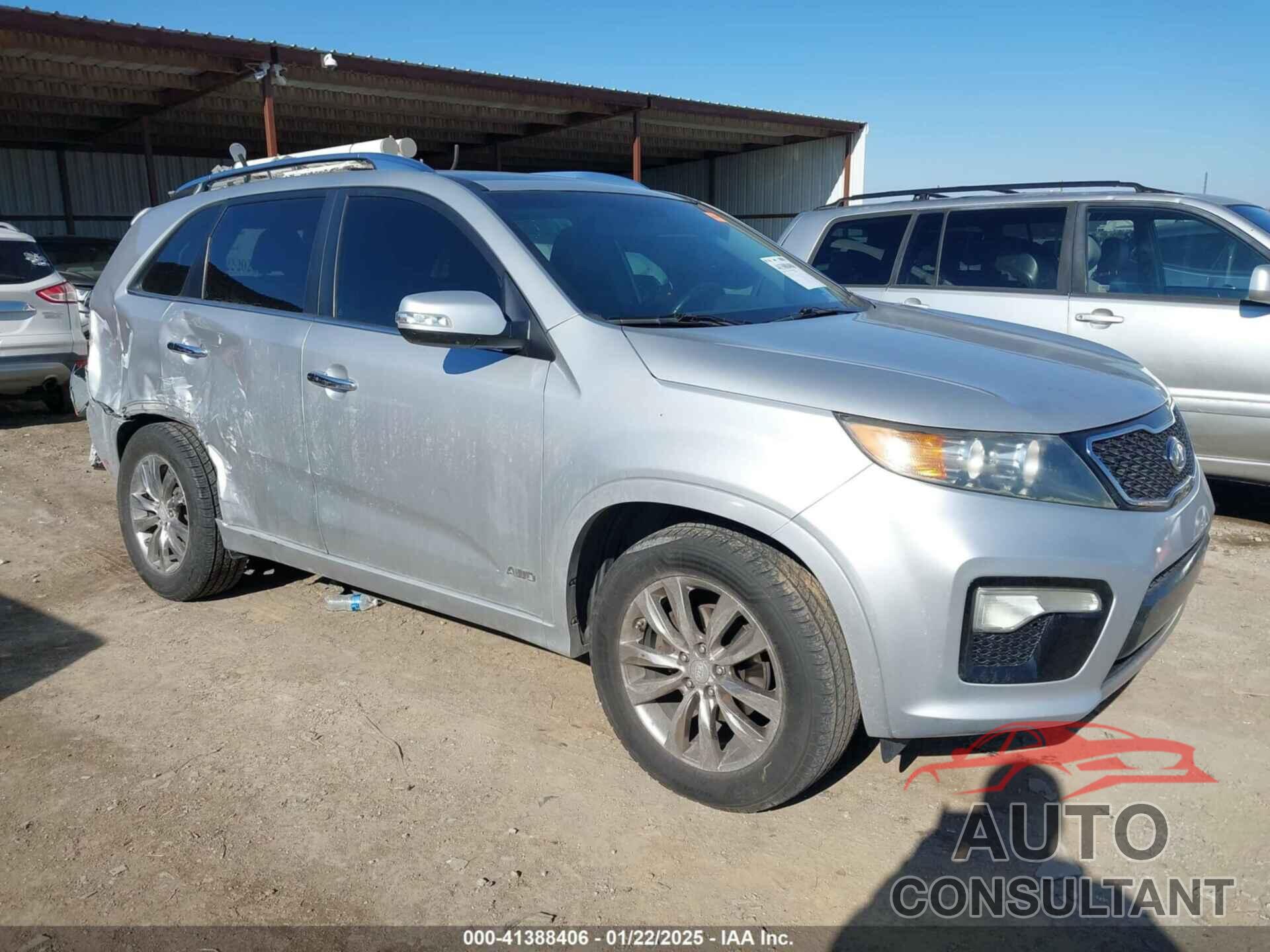KIA SORENTO 2011 - 5XYKWDA22BG137520