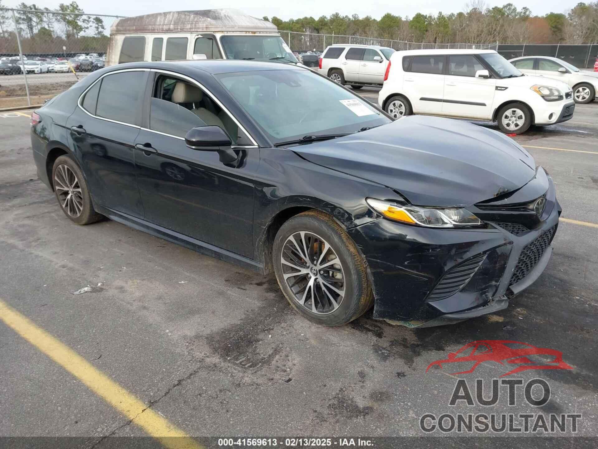 TOYOTA CAMRY 2019 - 4T1B11HK8KU715603
