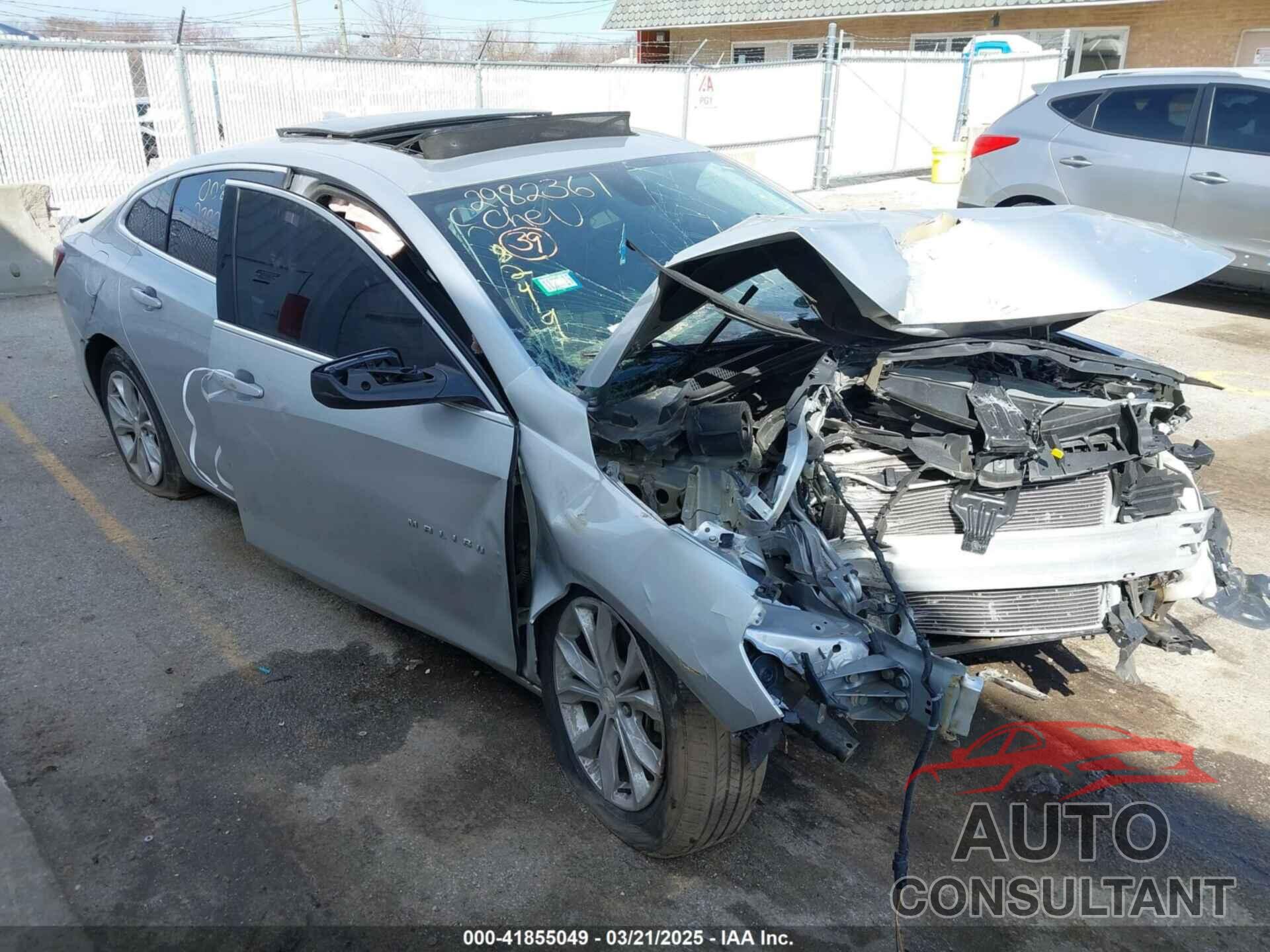 CHEVROLET MALIBU 2019 - 1G1ZD5ST2KF138177