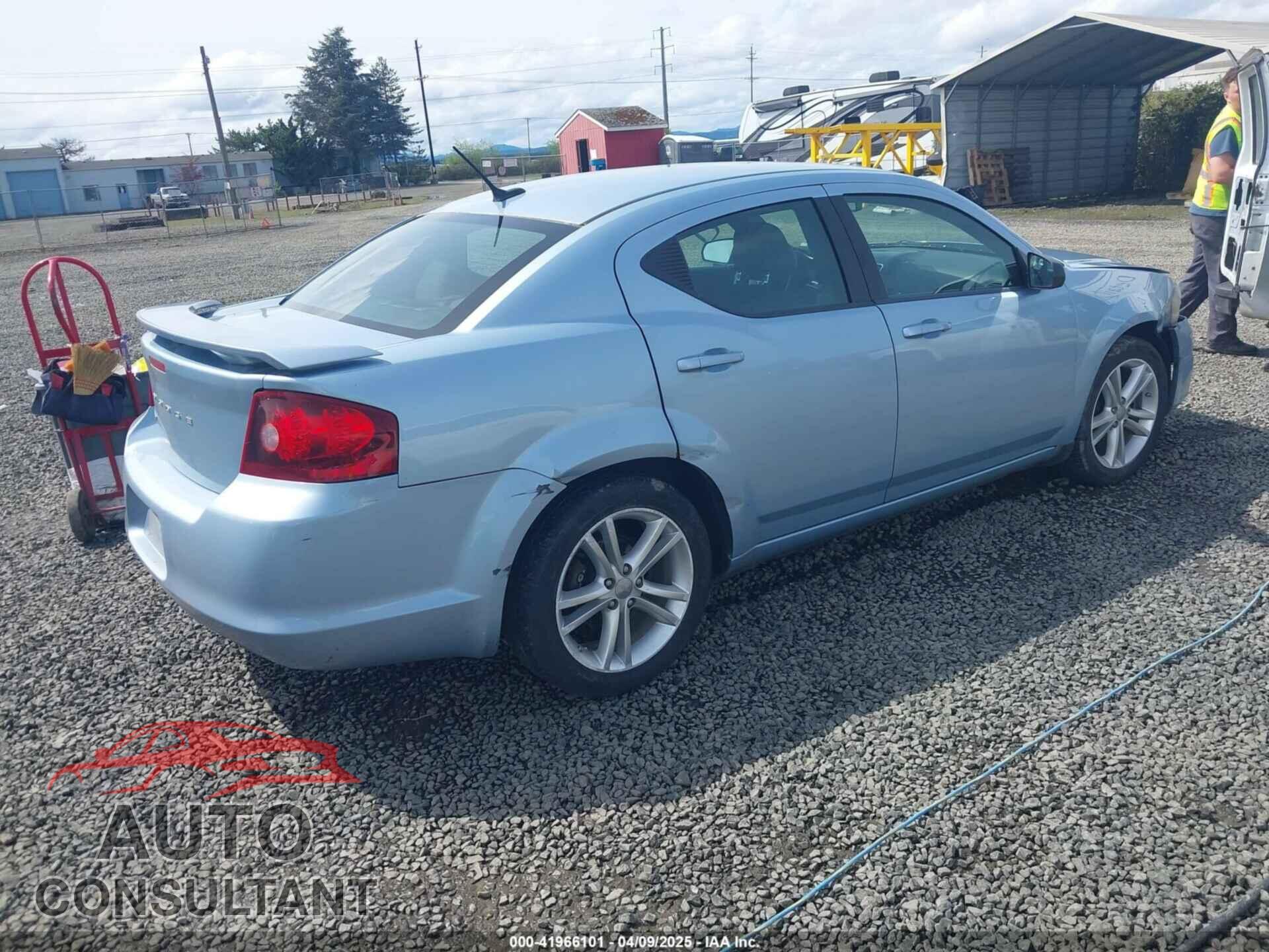 DODGE AVENGER 2013 - 1C3CDZAG3DN770689