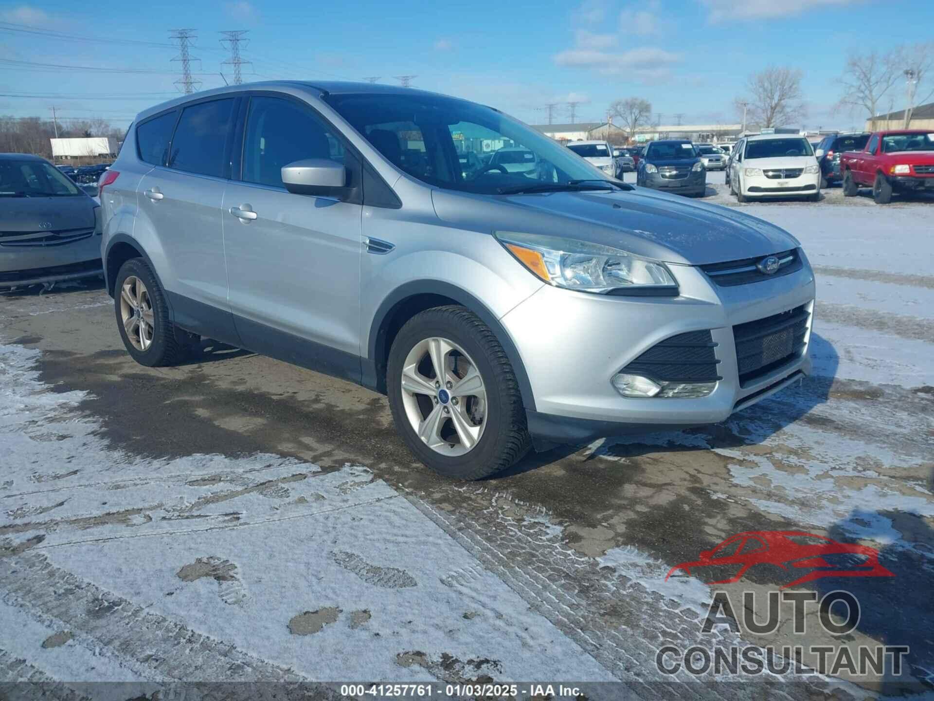 FORD ESCAPE 2015 - 1FMCU0G71FUA58409