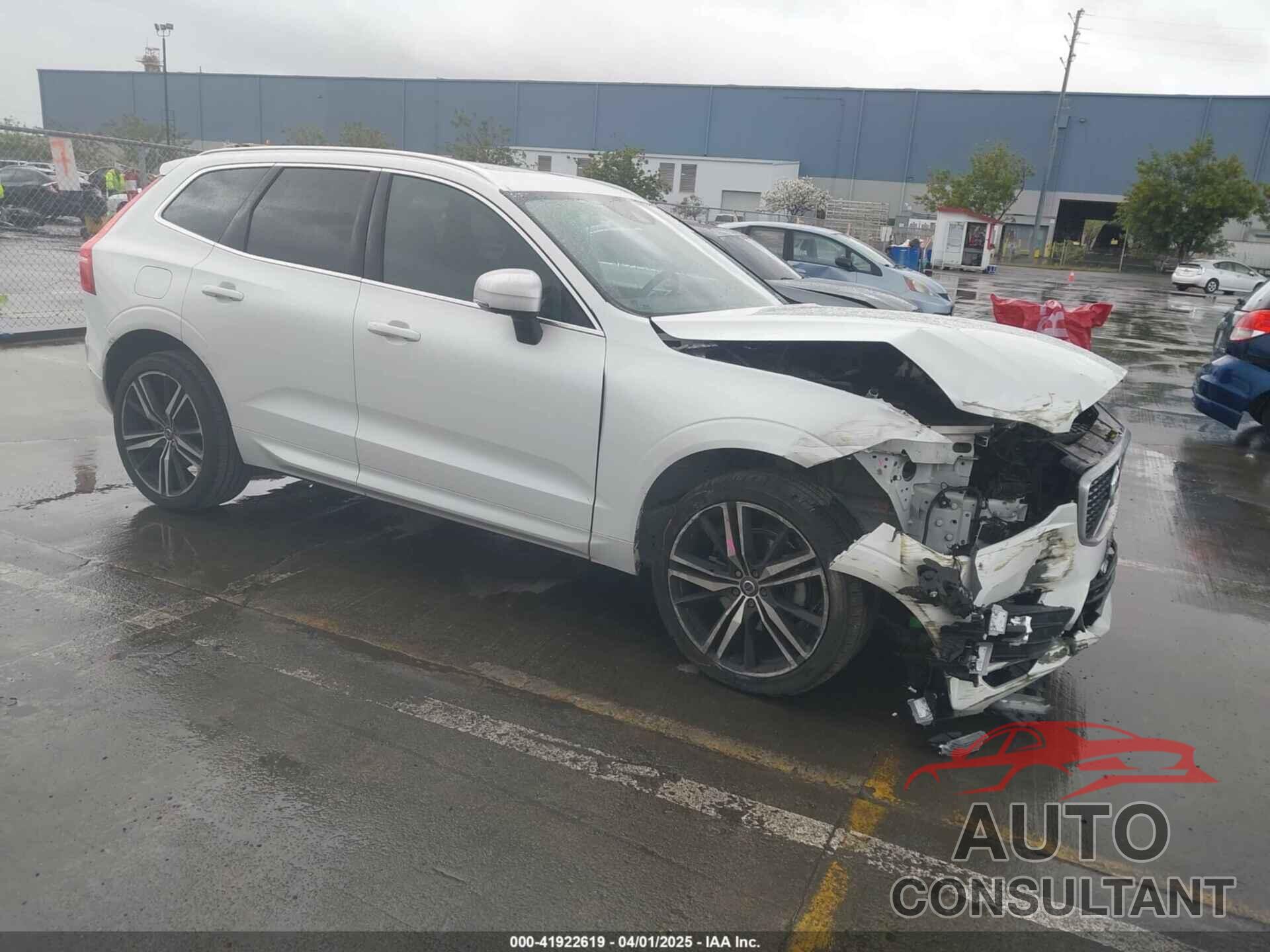 VOLVO XC60 2019 - LYV102RMXKB327226