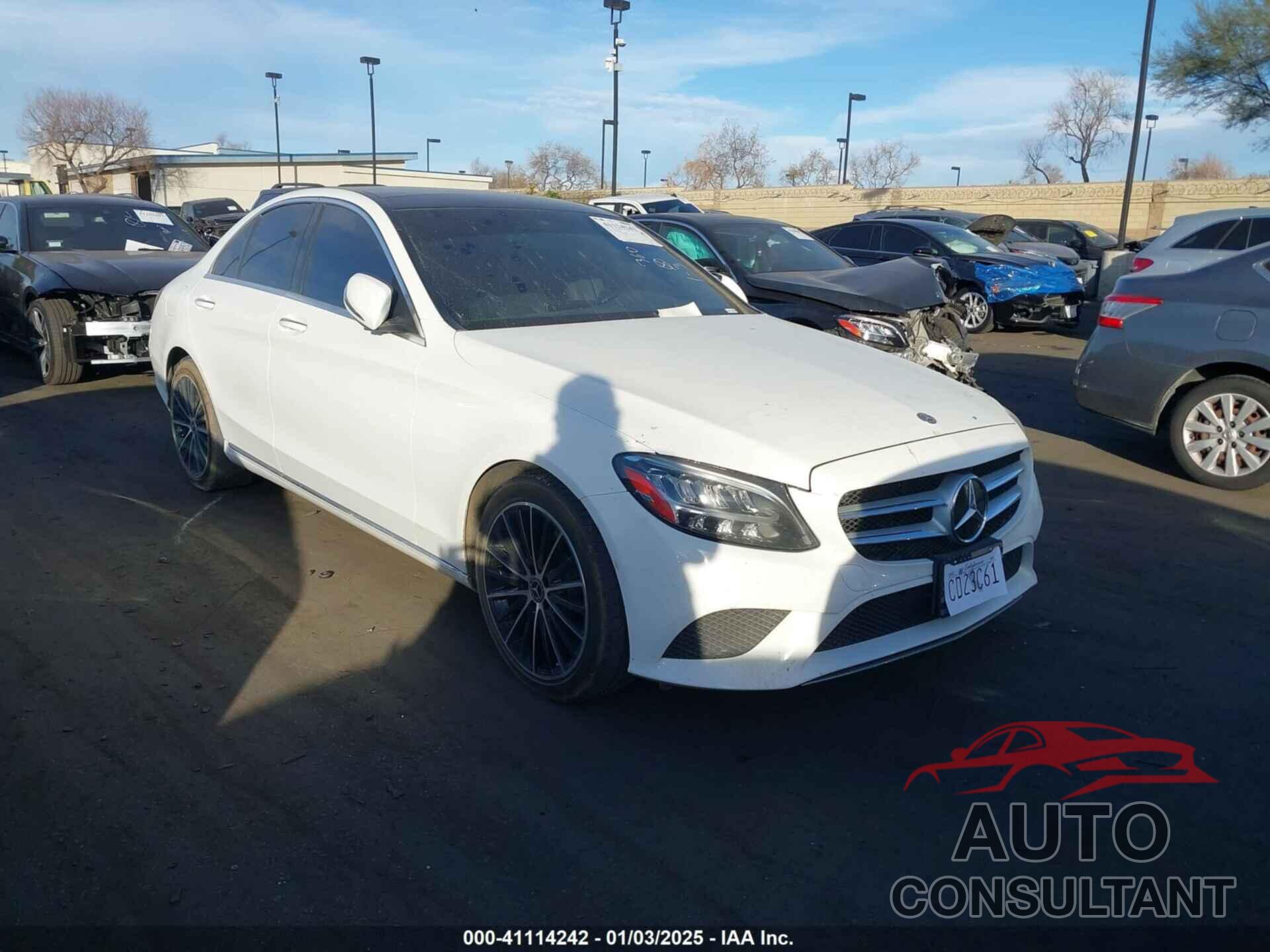 MERCEDES-BENZ C 300 2020 - W1KWF8DB7LR588987