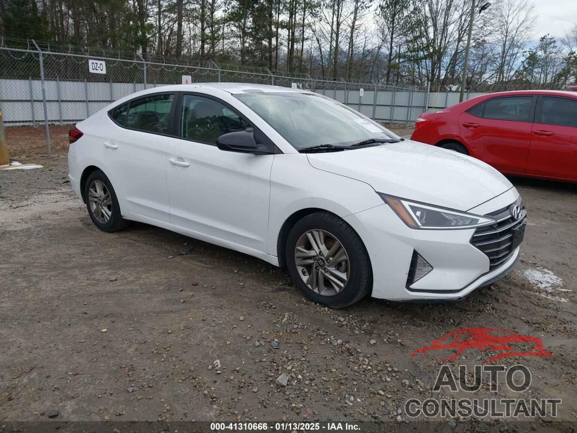 HYUNDAI ELANTRA 2019 - 5NPD84LF8KH423464