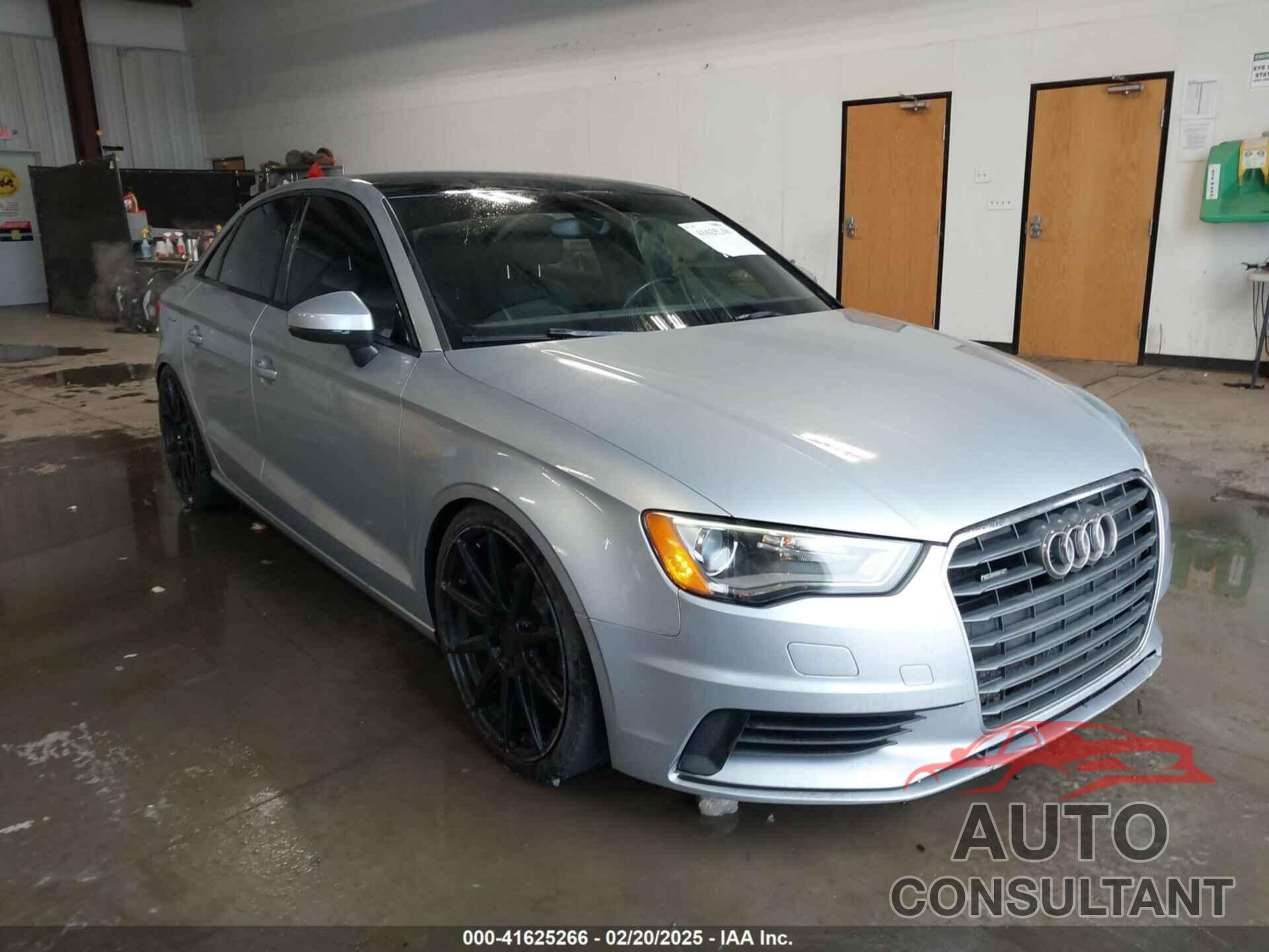 AUDI A3 2015 - WAUBFGFF9F1094102