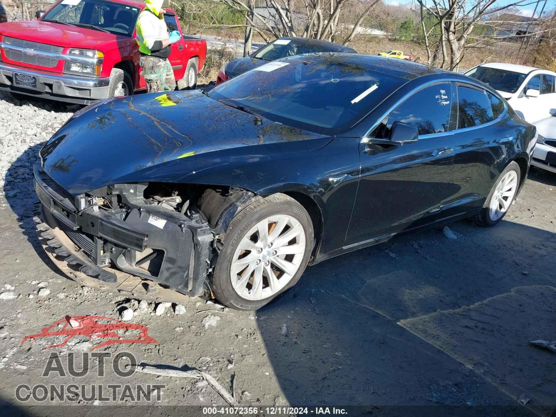 TESLA MODEL S 2017 - 5YJSA1E17HF201260
