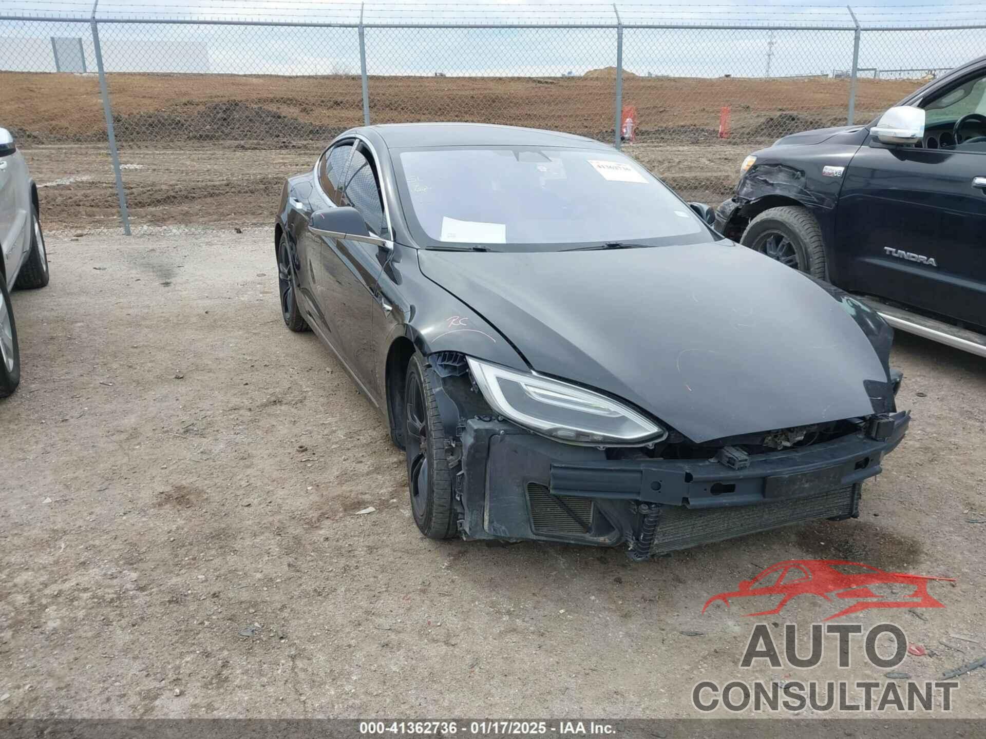 TESLA MODEL S 2017 - 5YJSA1E27HF208282